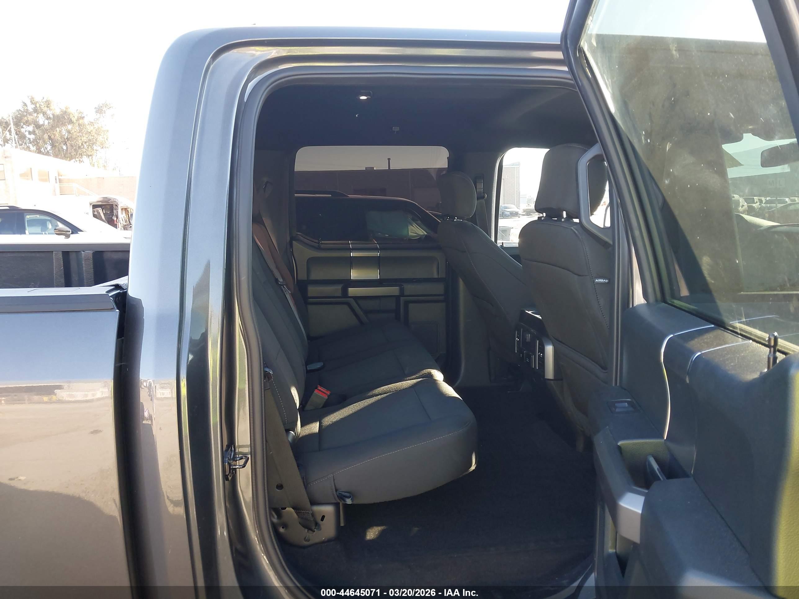 FORD F-150 image 8