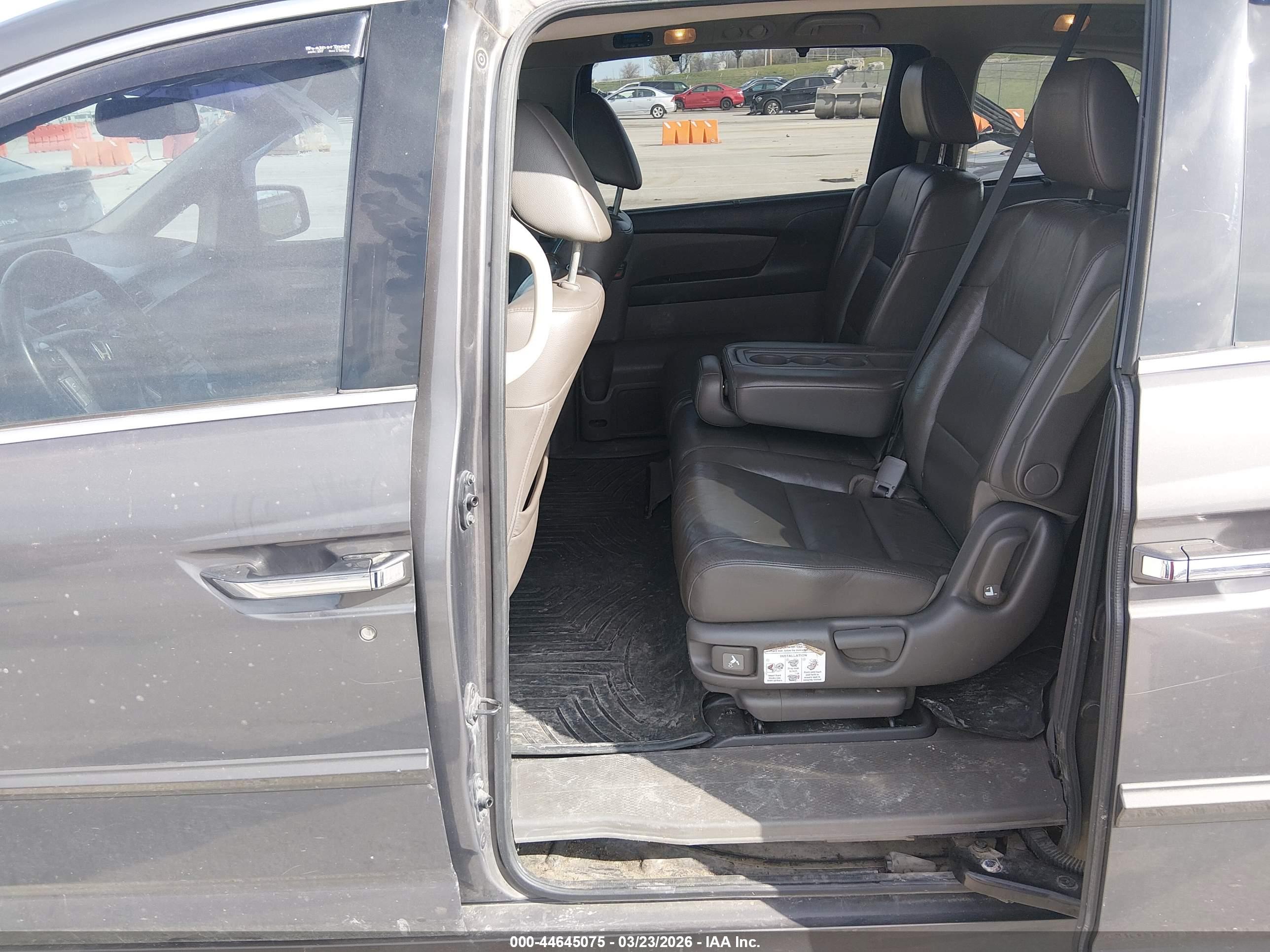 HONDA ODYSSEY image 8