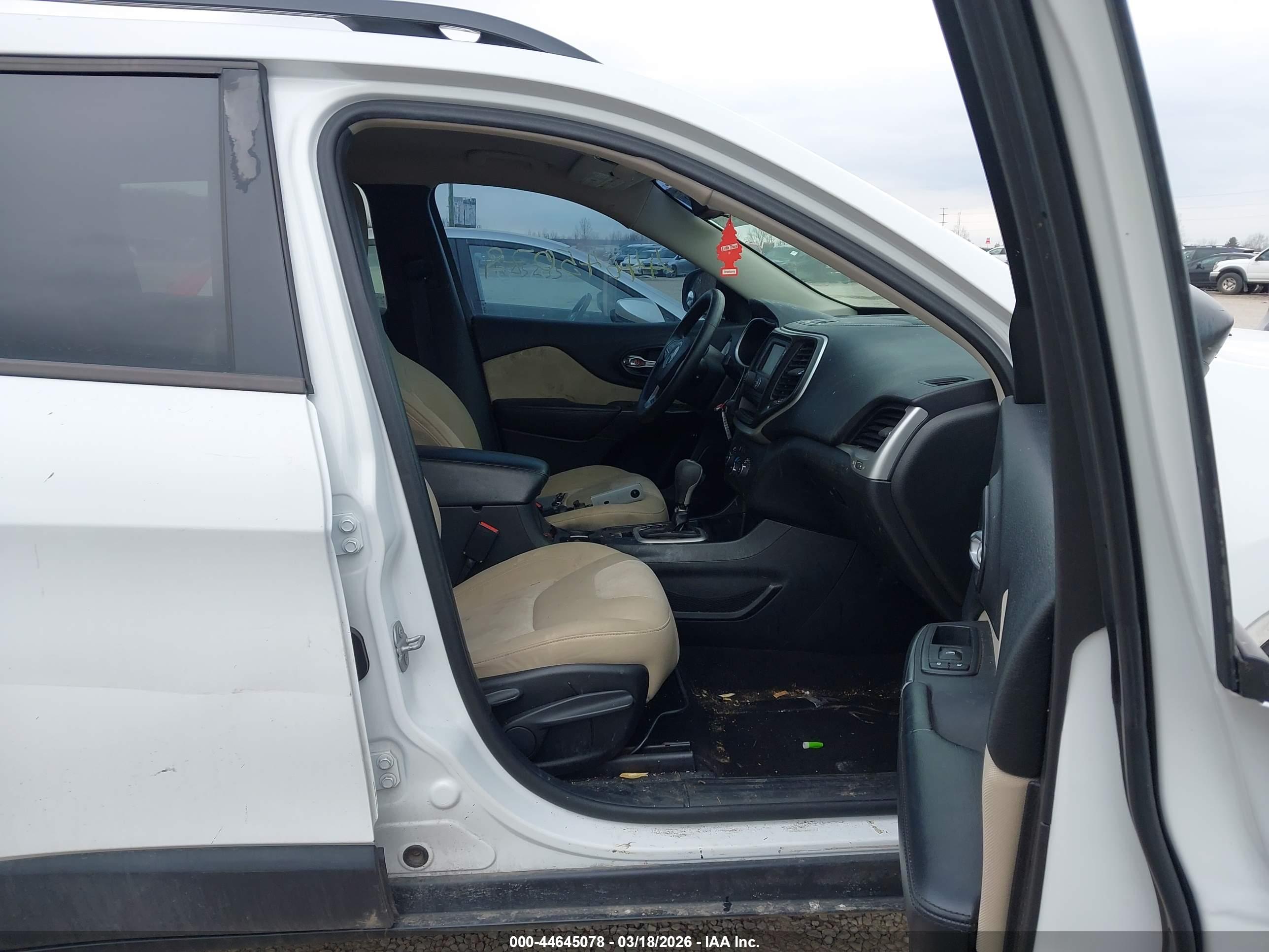 JEEP CHEROKEE image 5