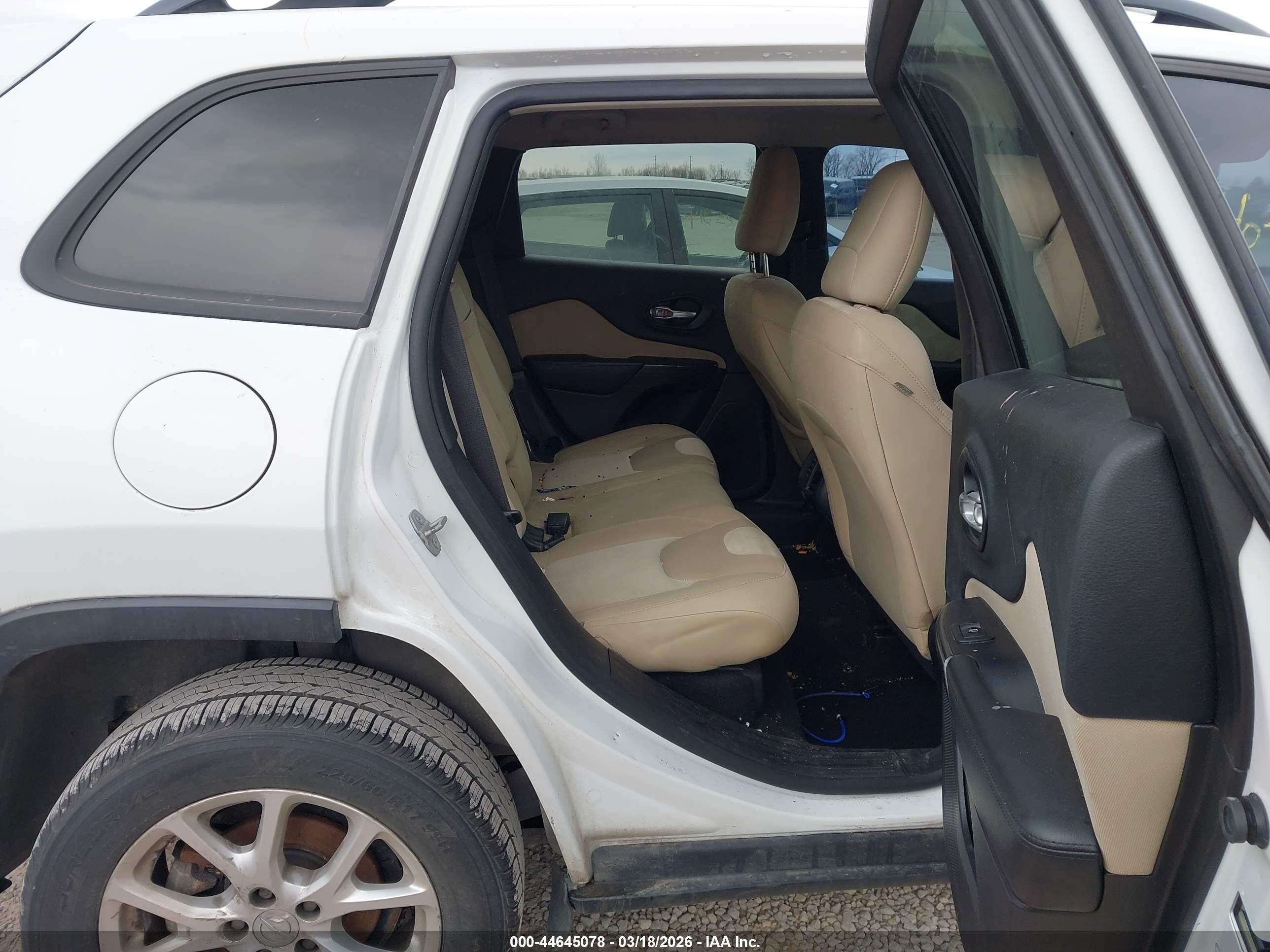 JEEP CHEROKEE image 8