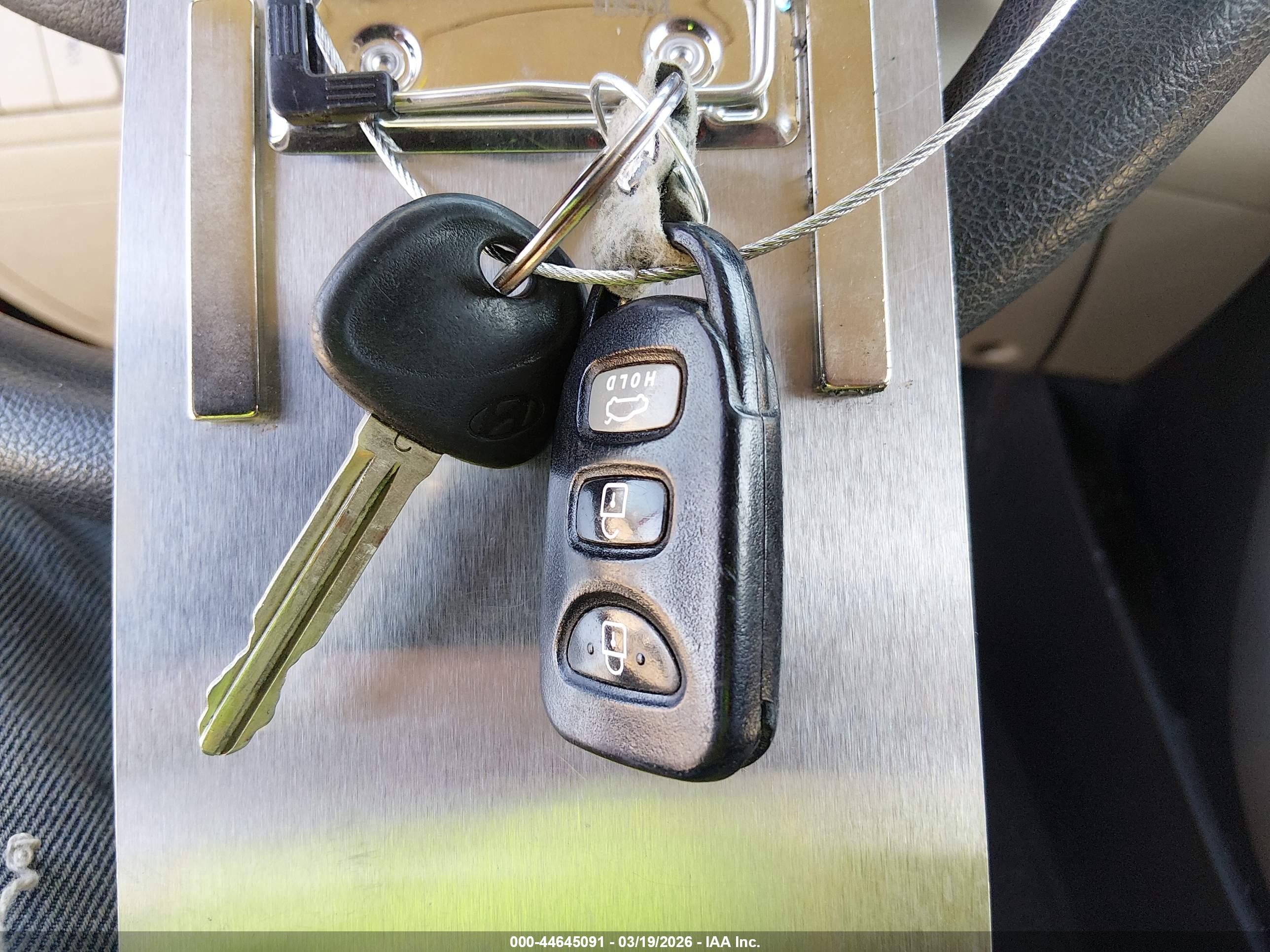 HYUNDAI ELANTRA image 11
