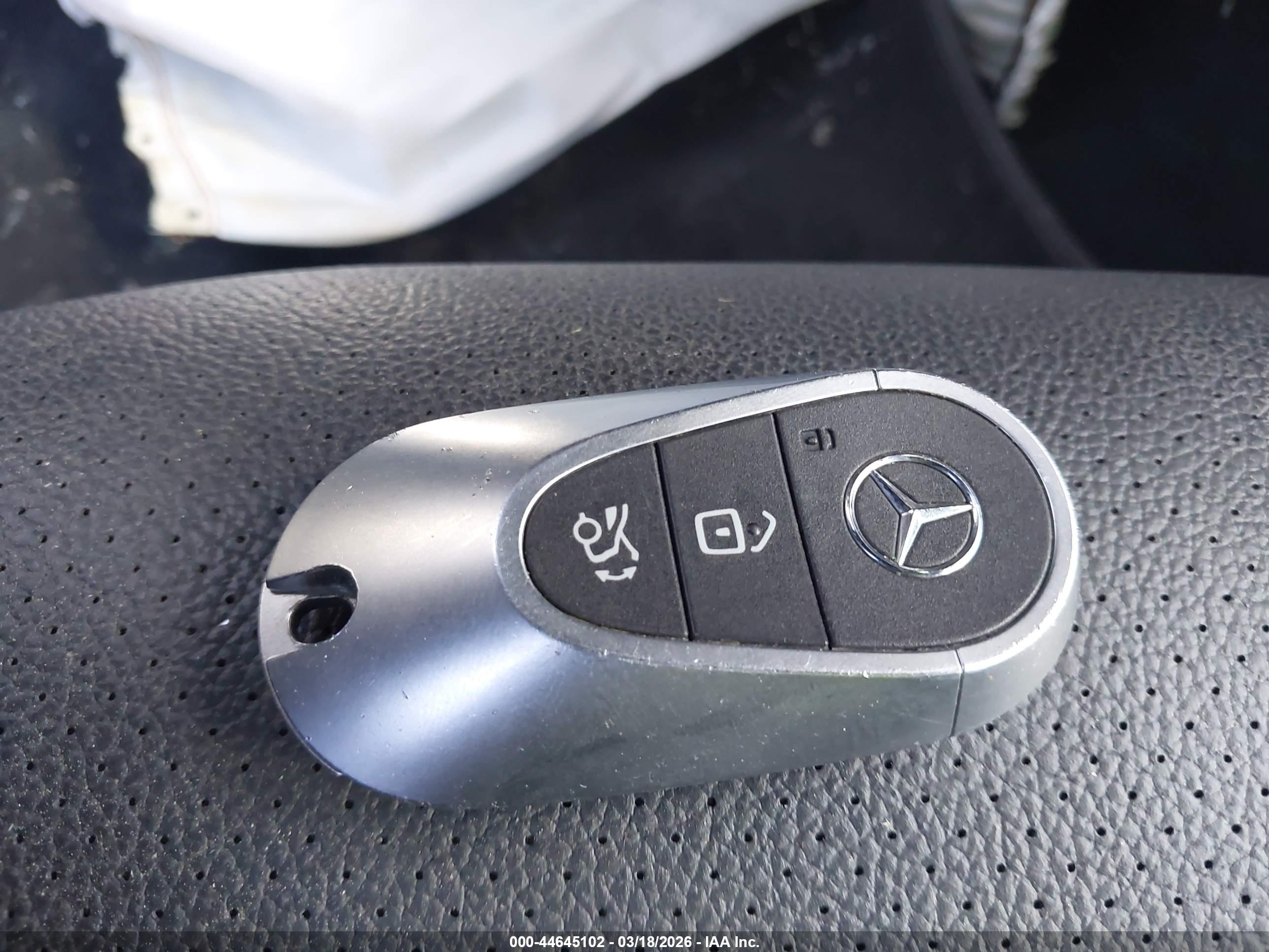 MERCEDES-BENZ C image 11