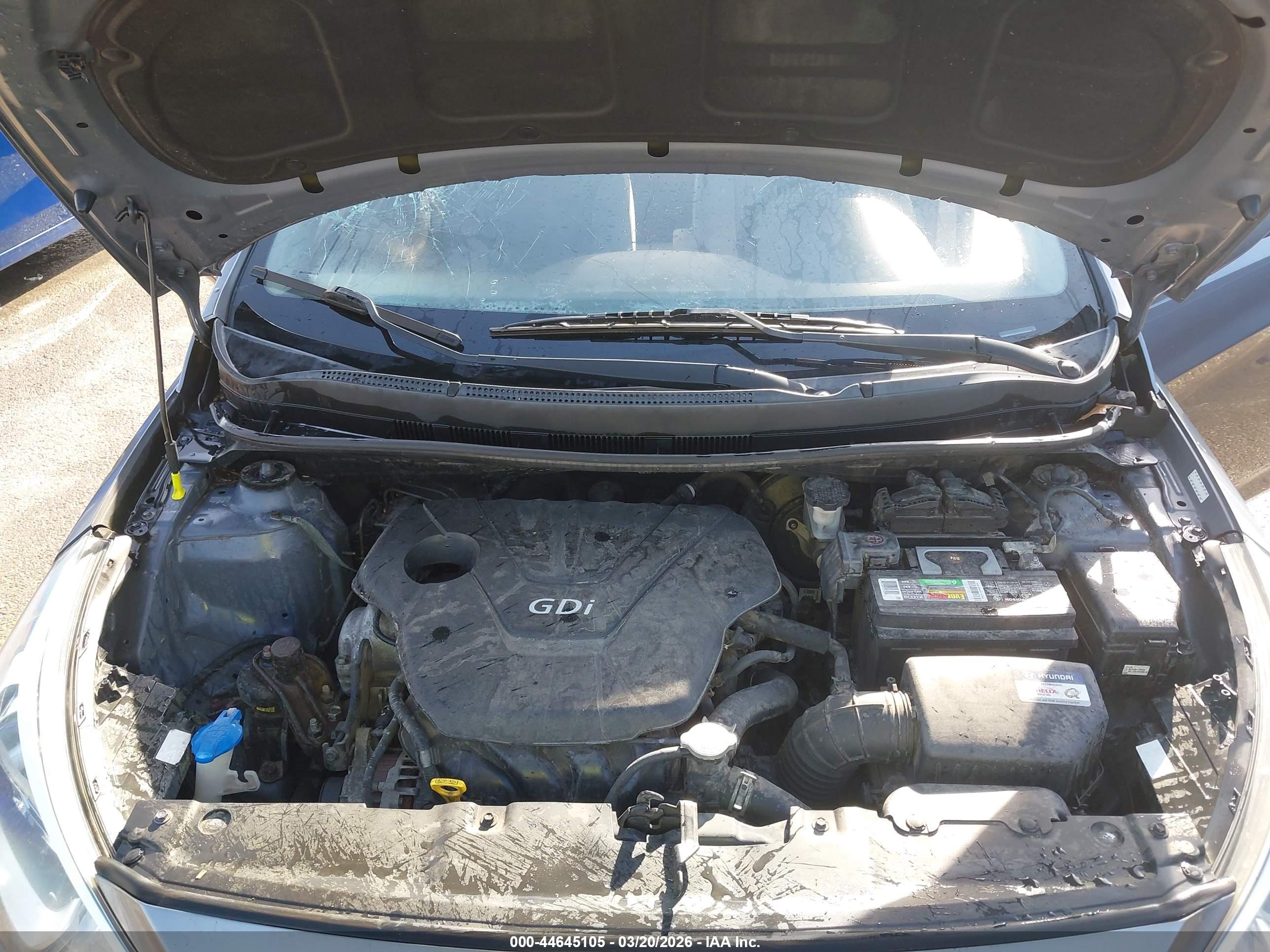 HYUNDAI ACCENT image 10