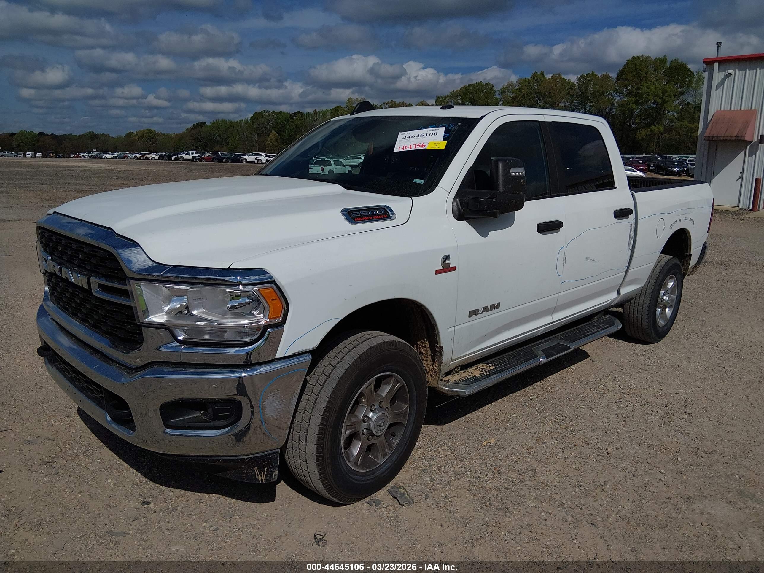 RAM 2500 image 2