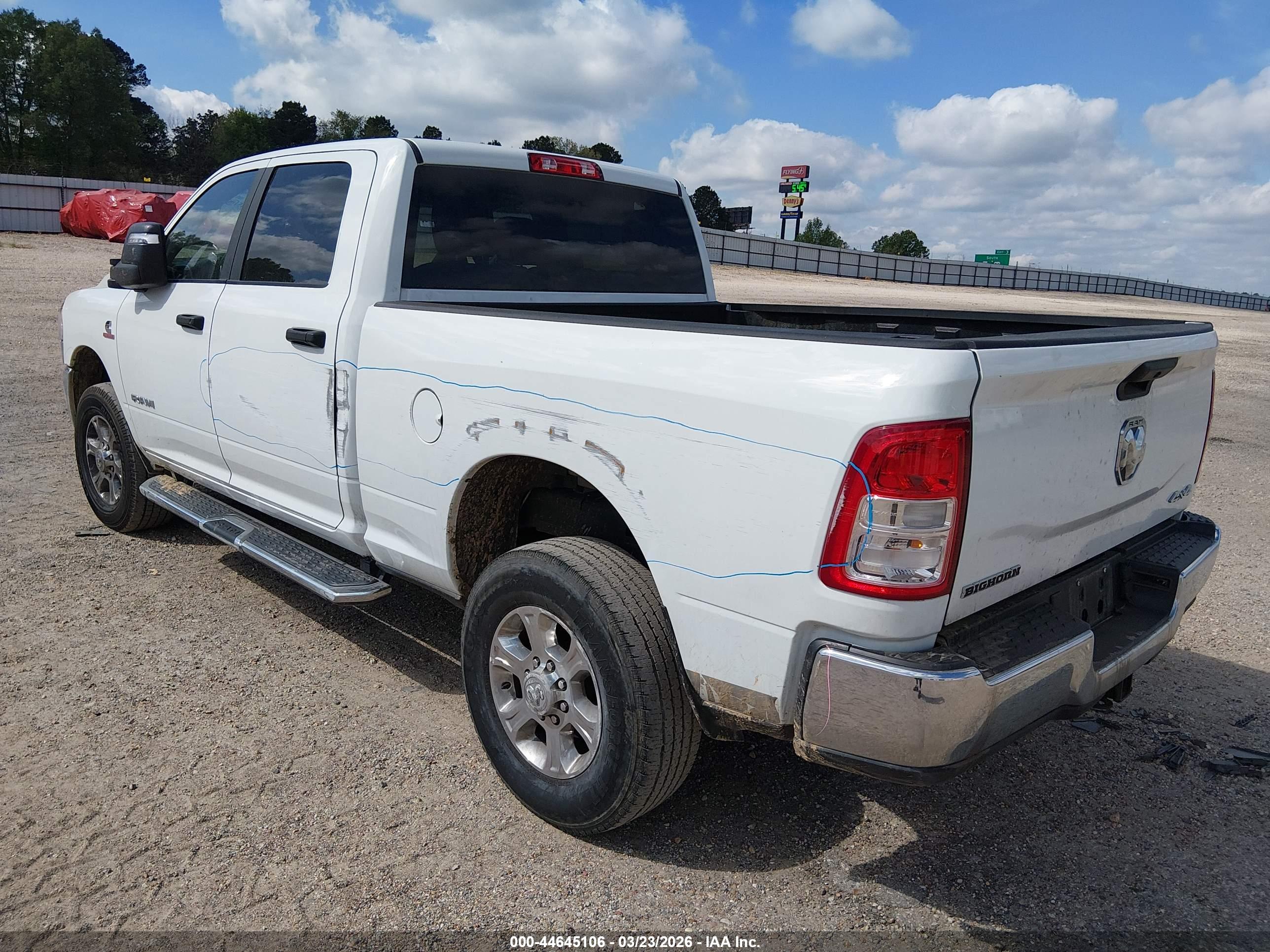 RAM 2500 image 3
