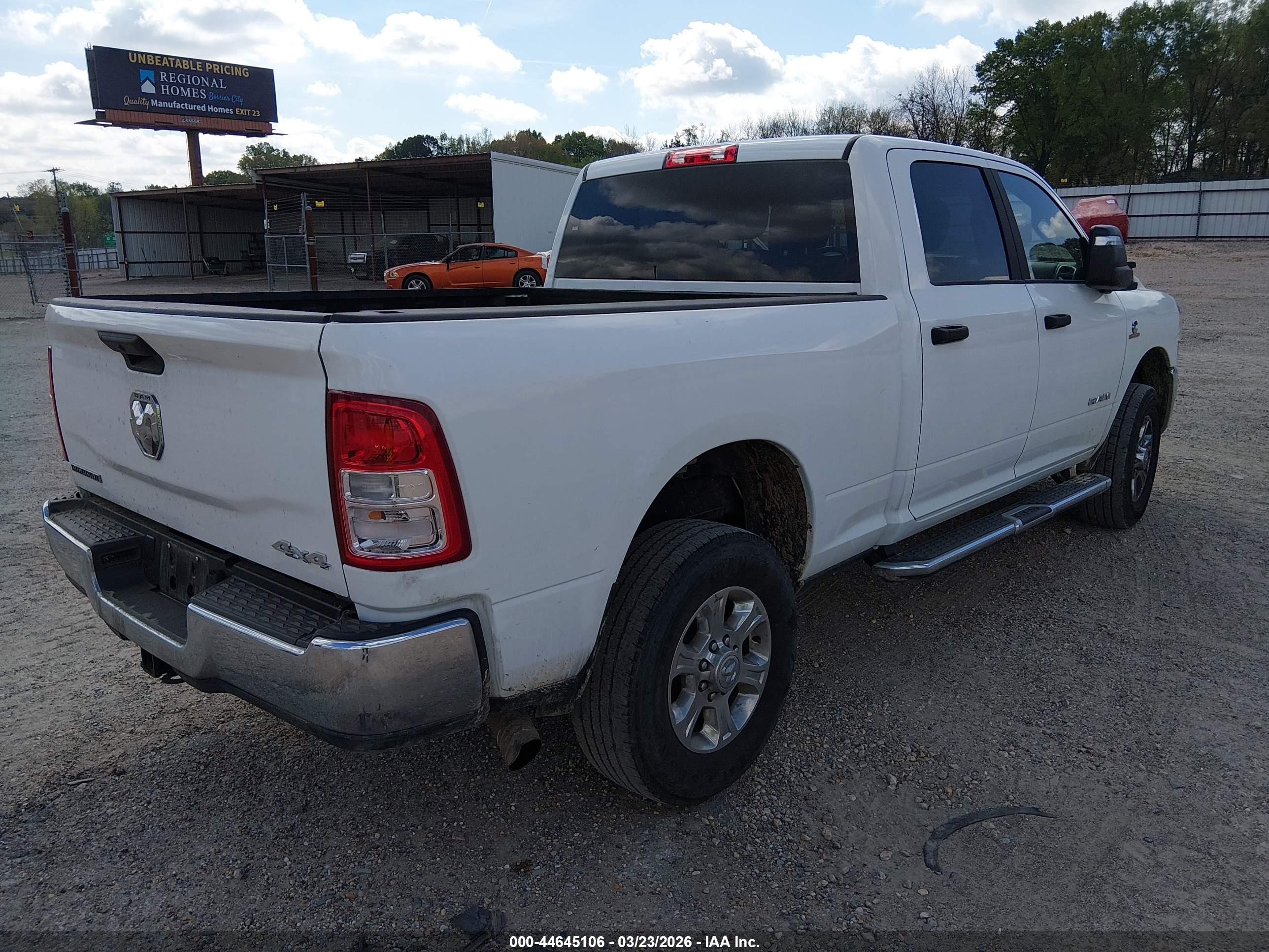 RAM 2500 image 4