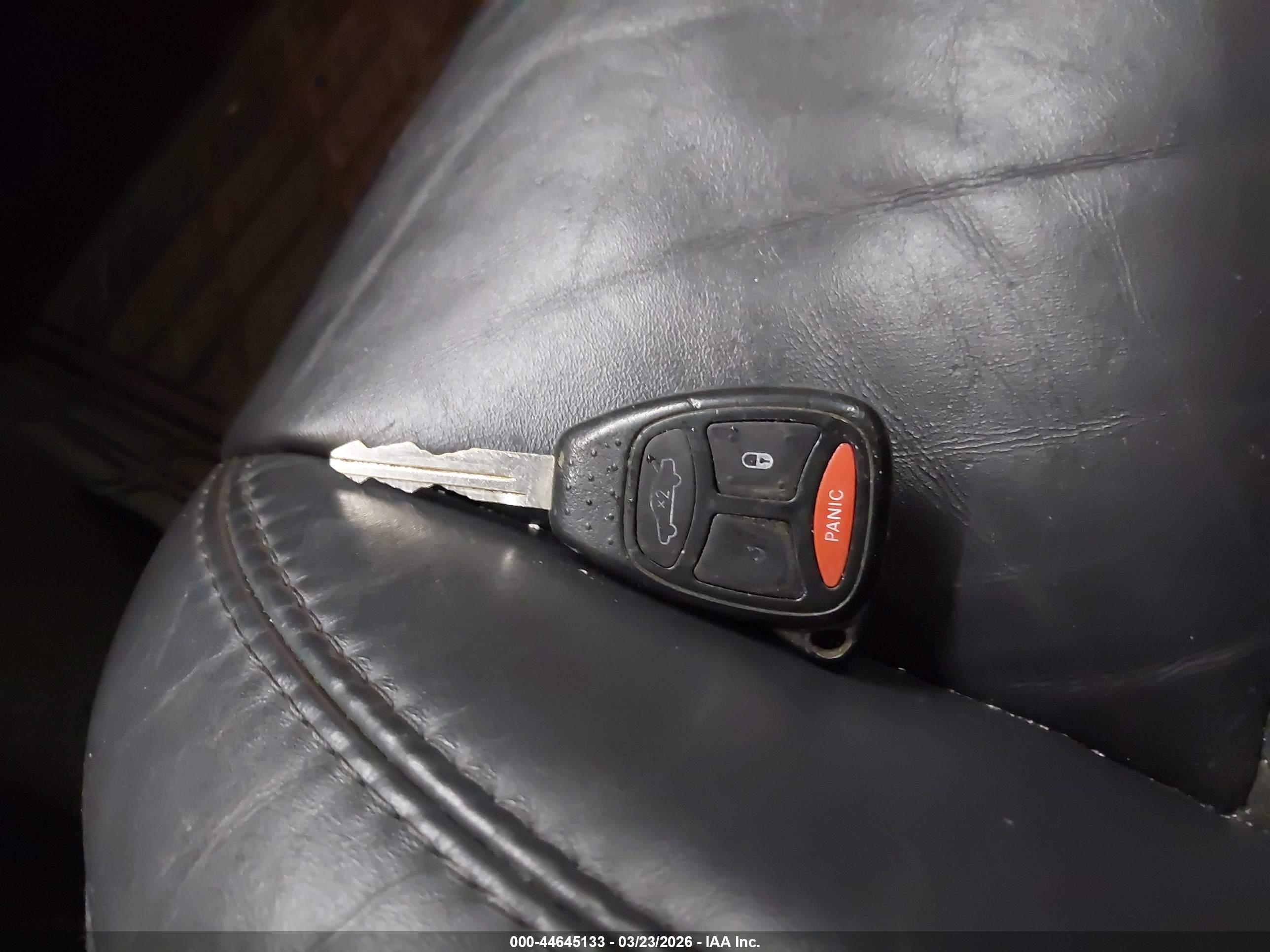 CHRYSLER 300C image 11