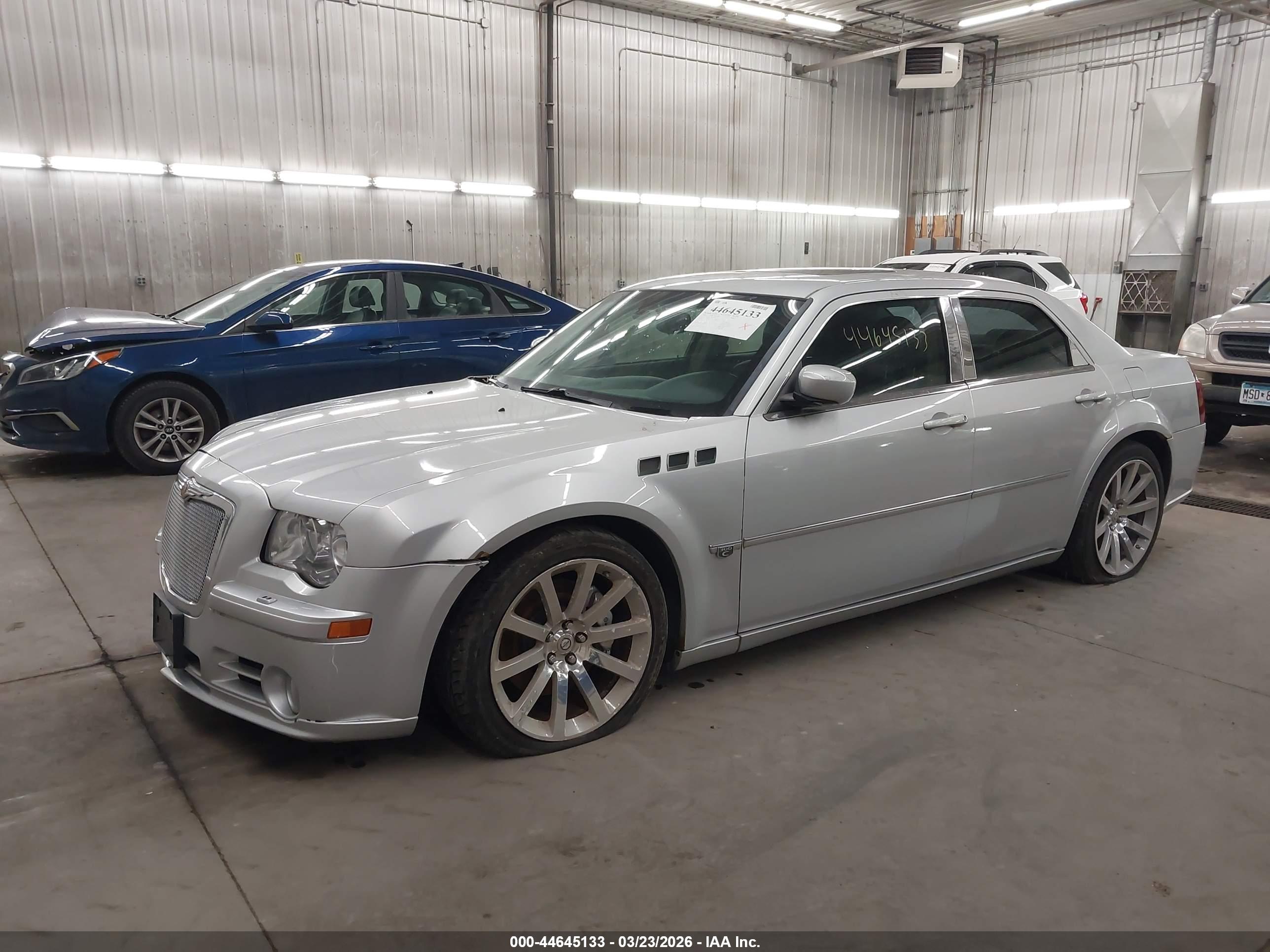 CHRYSLER 300C image 2