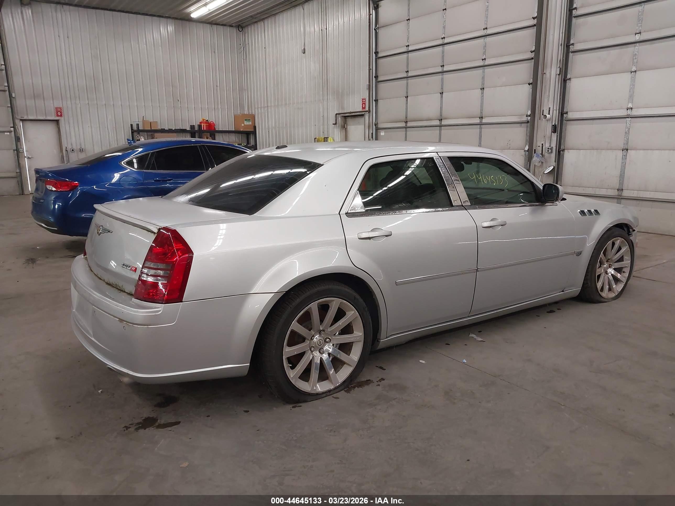 CHRYSLER 300C image 4