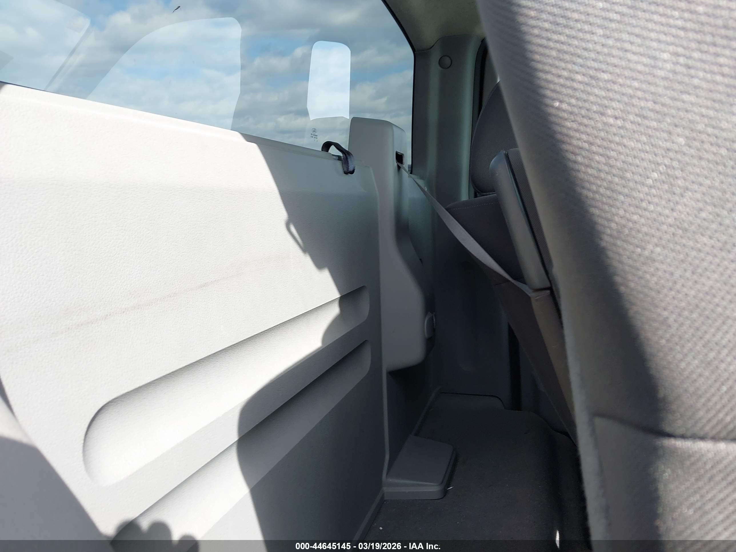 FORD F-150 image 8