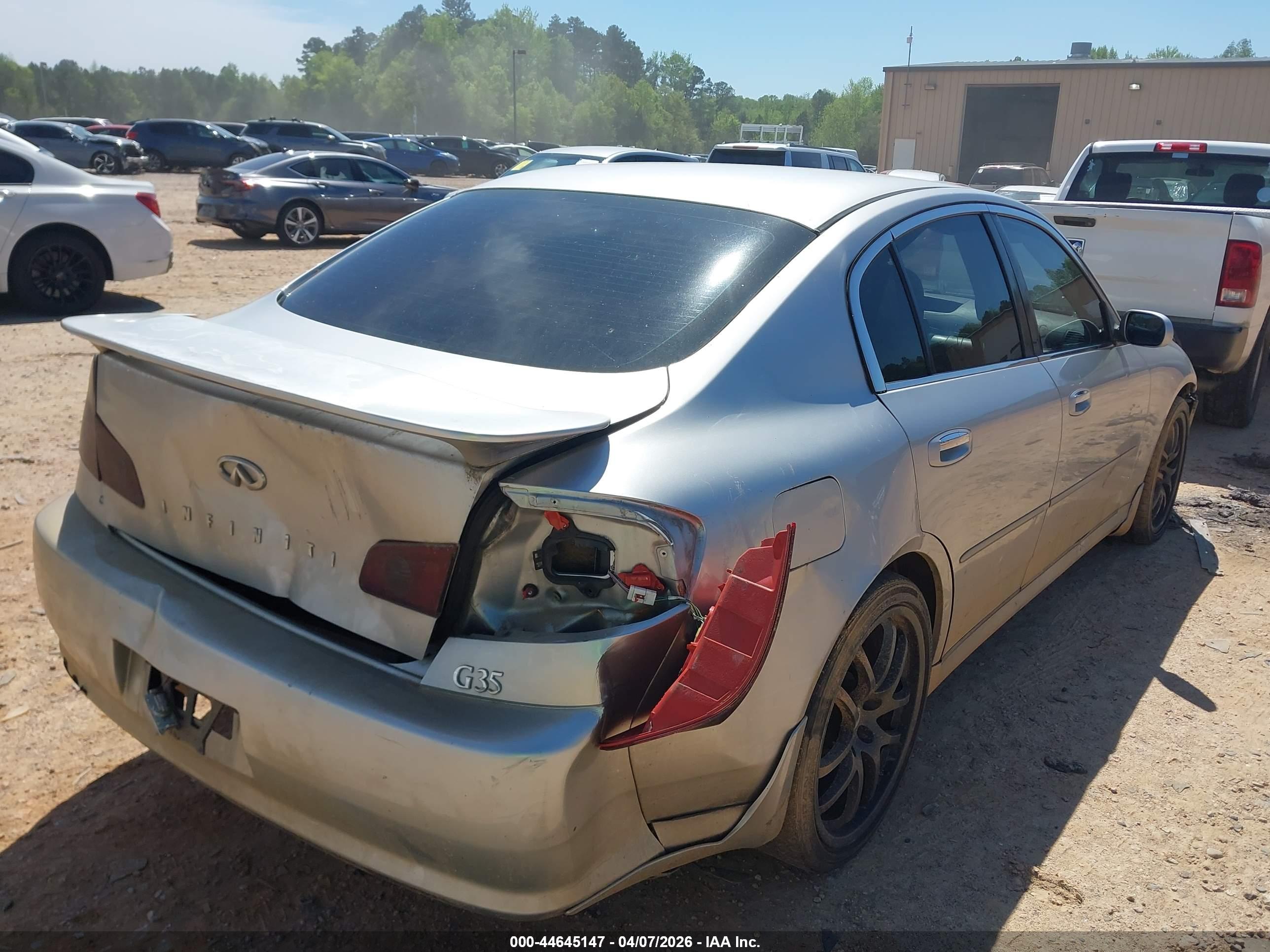 INFINITI G35 image 4