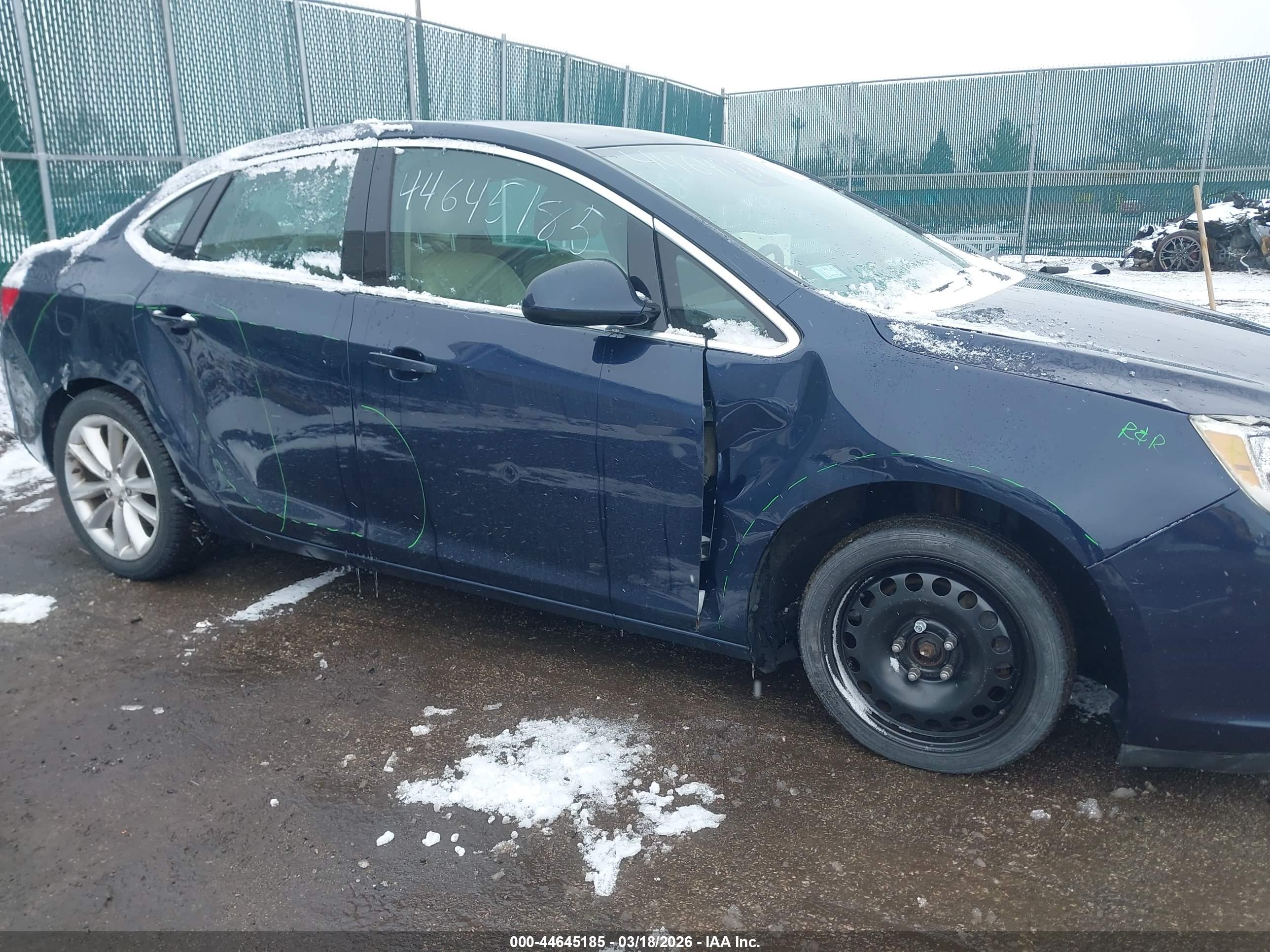 BUICK VERANO image 6