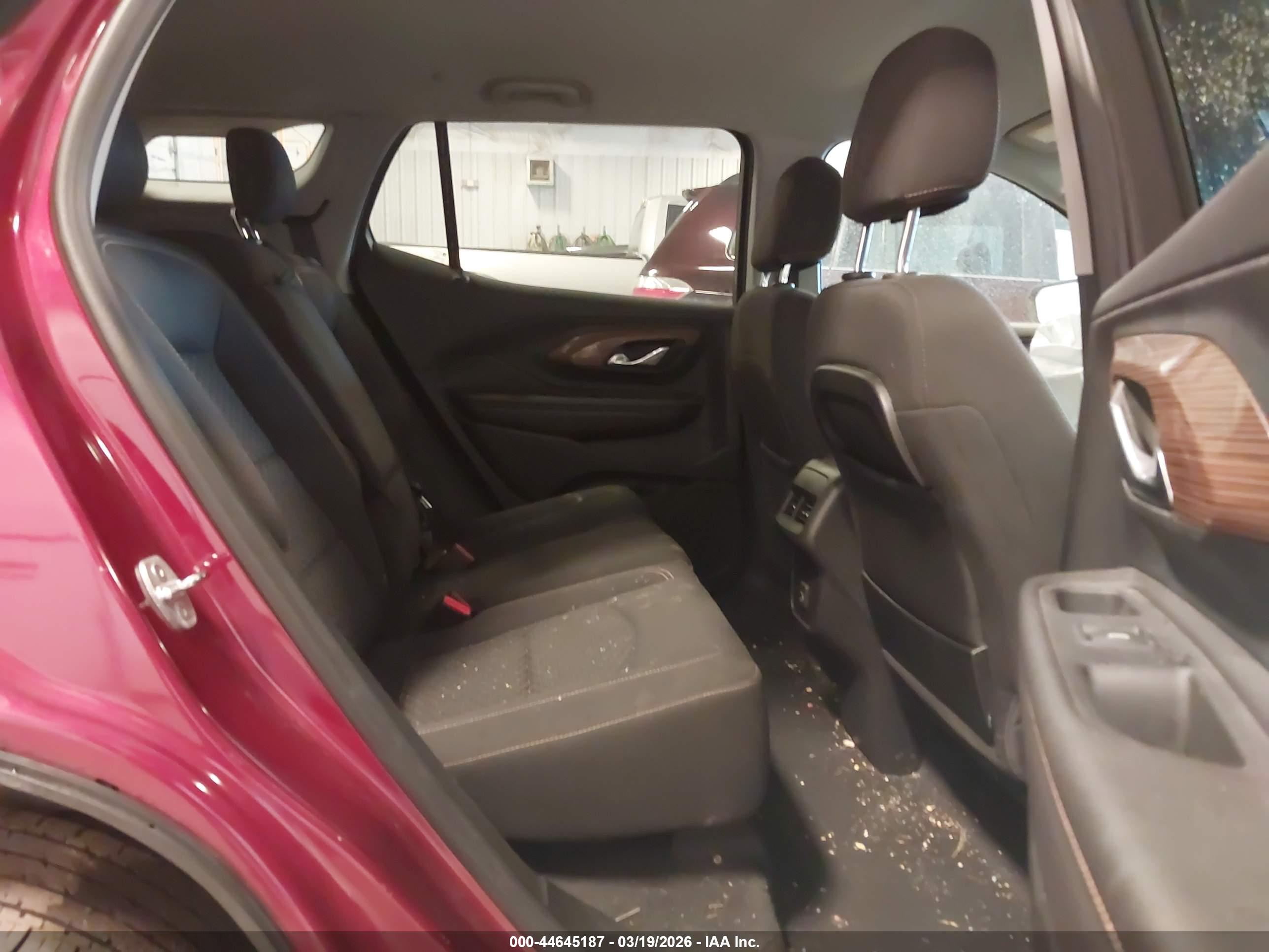 GMC TERRAIN image 8