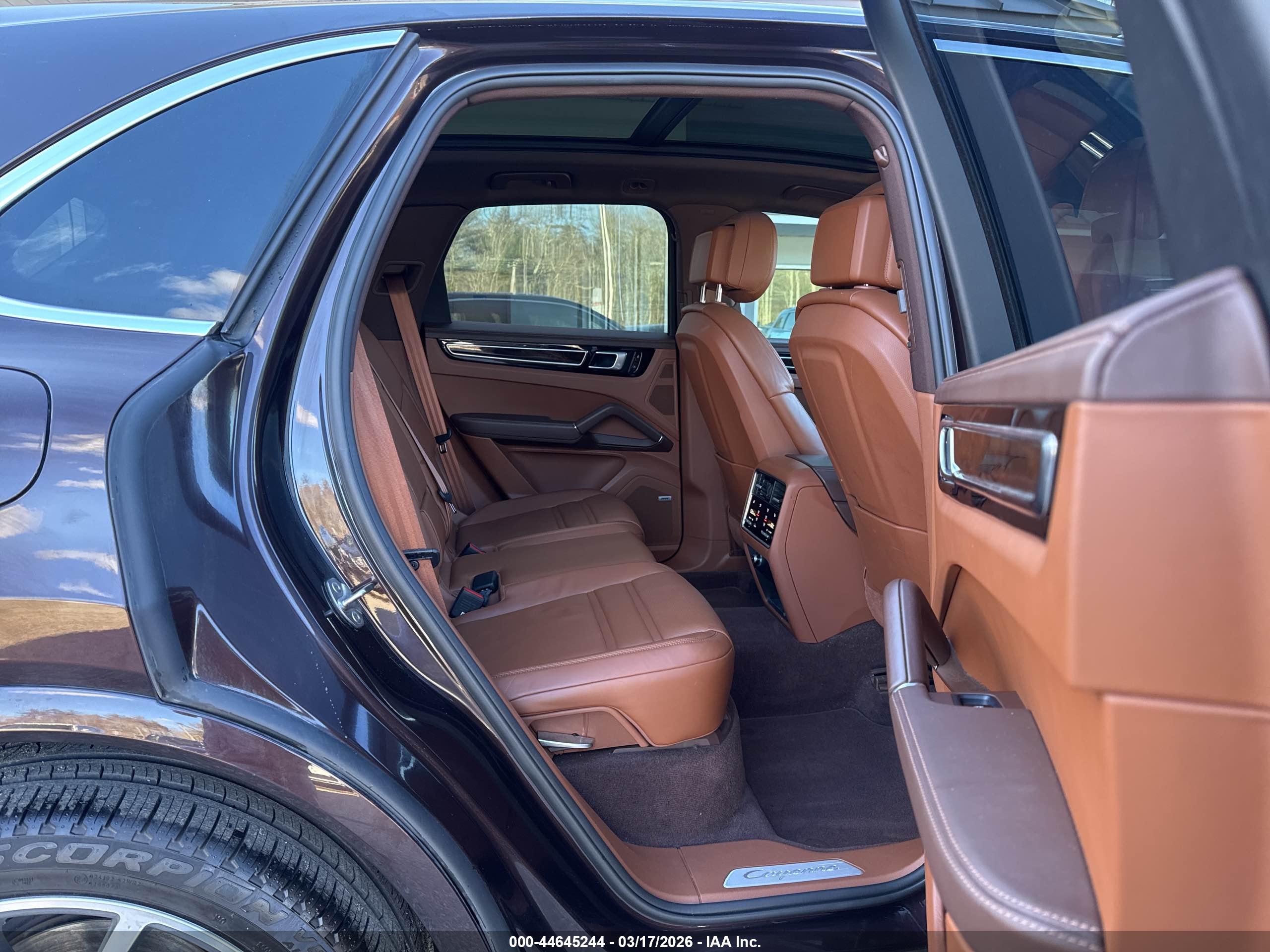 PORSCHE CAYENNE image 8