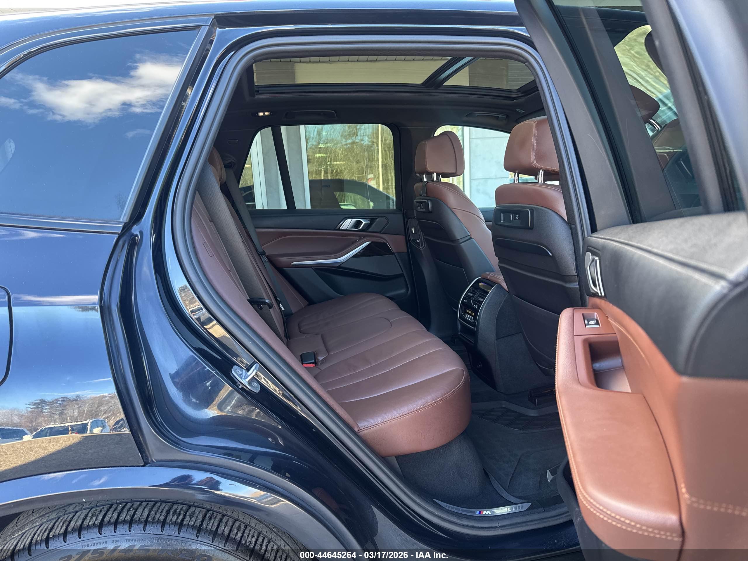 BMW X5 image 8