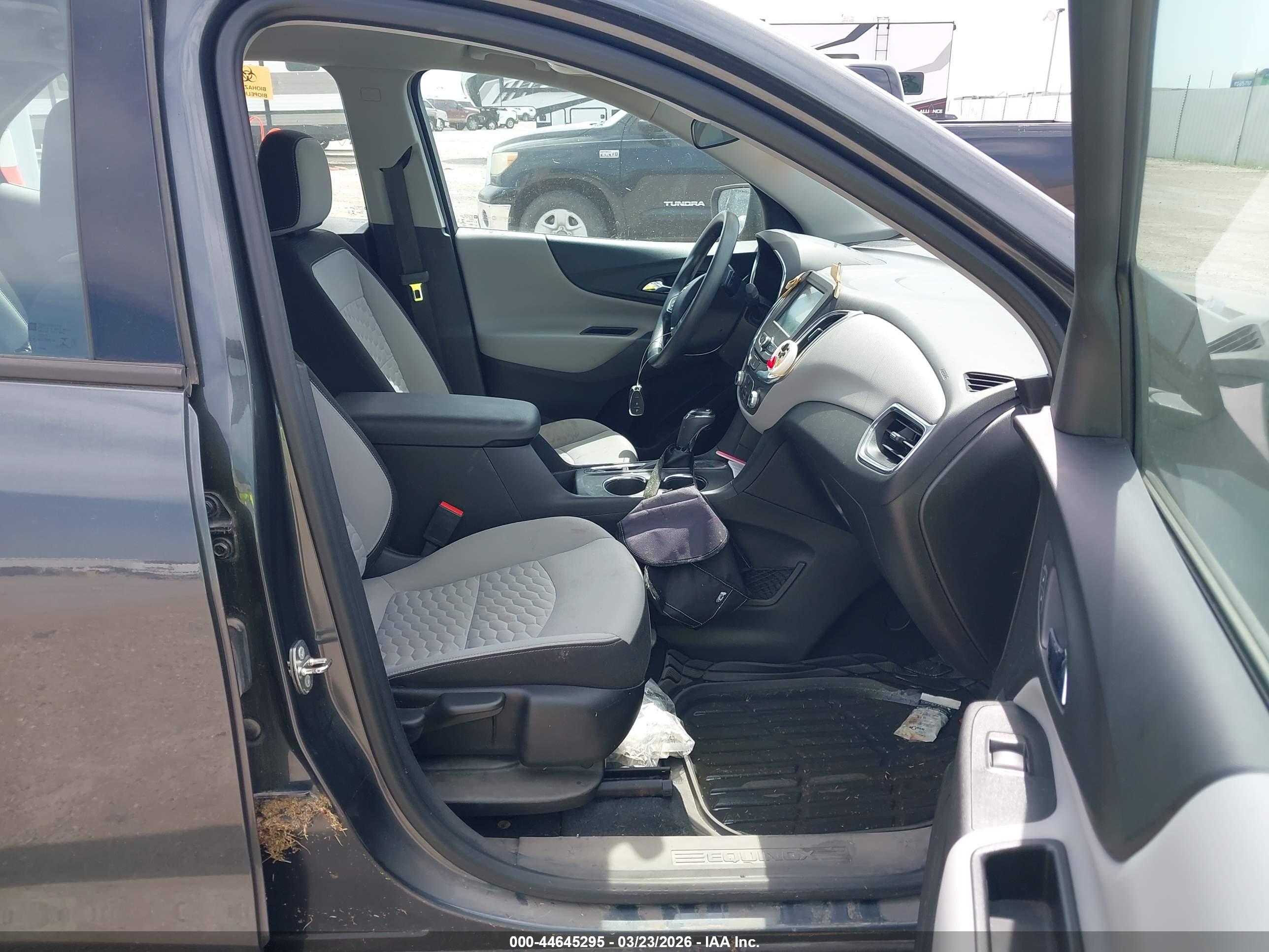 CHEVROLET EQUINOX image 5