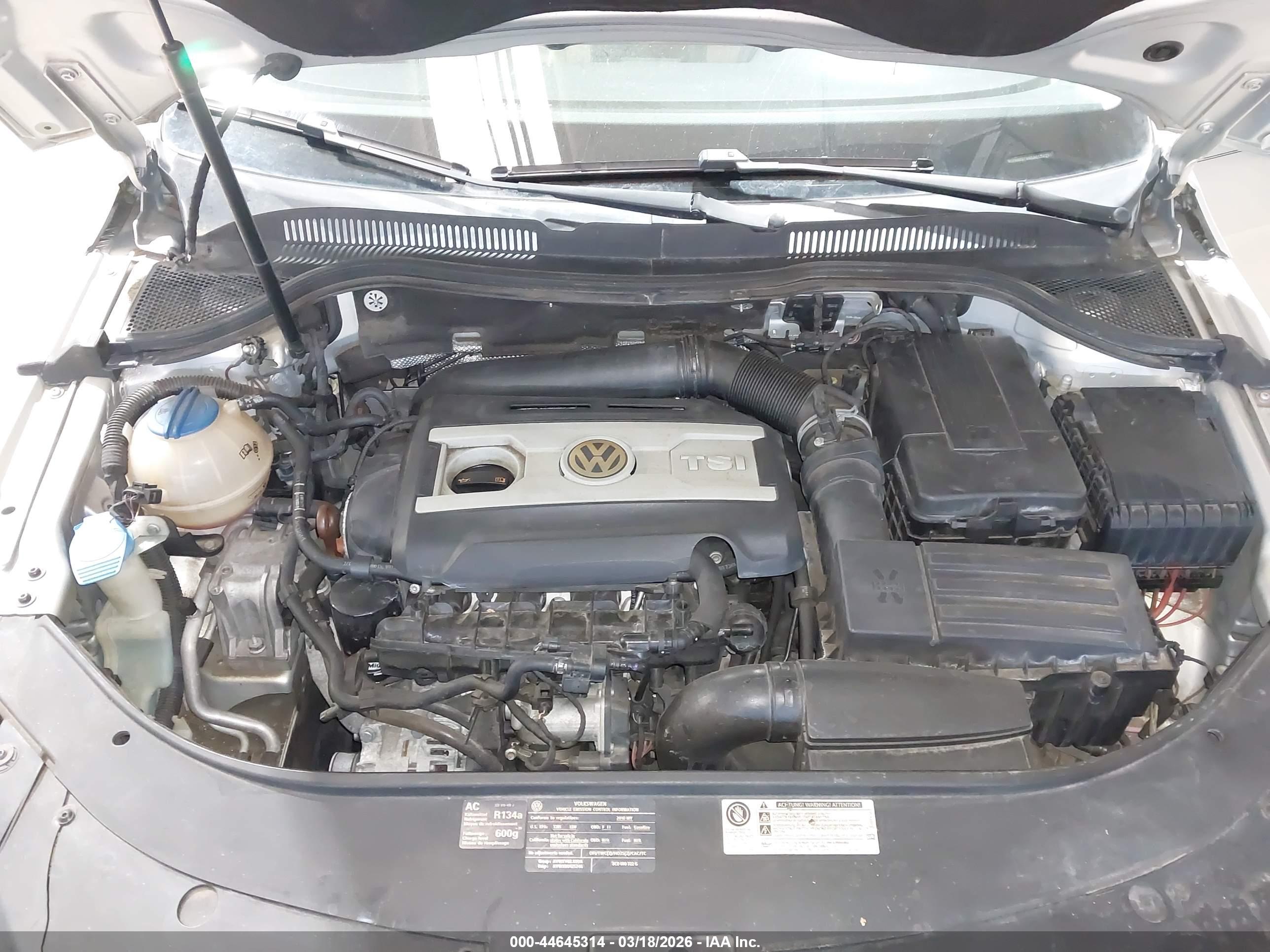 VOLKSWAGEN CC image 10
