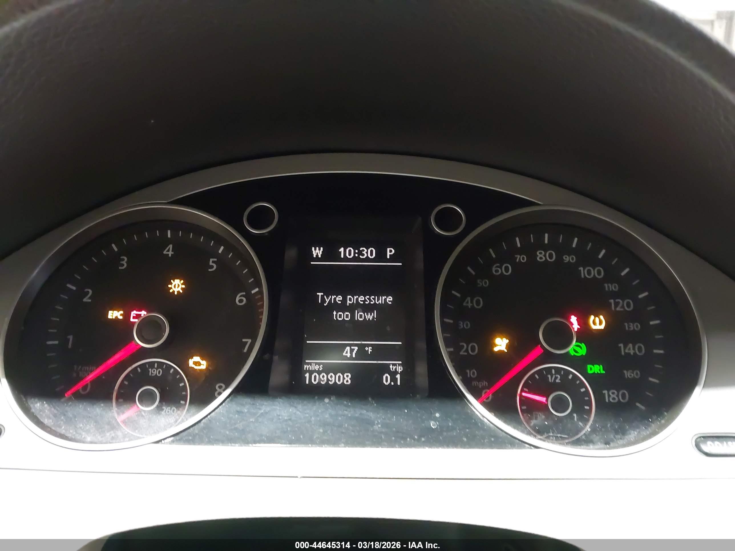 VOLKSWAGEN CC image 7