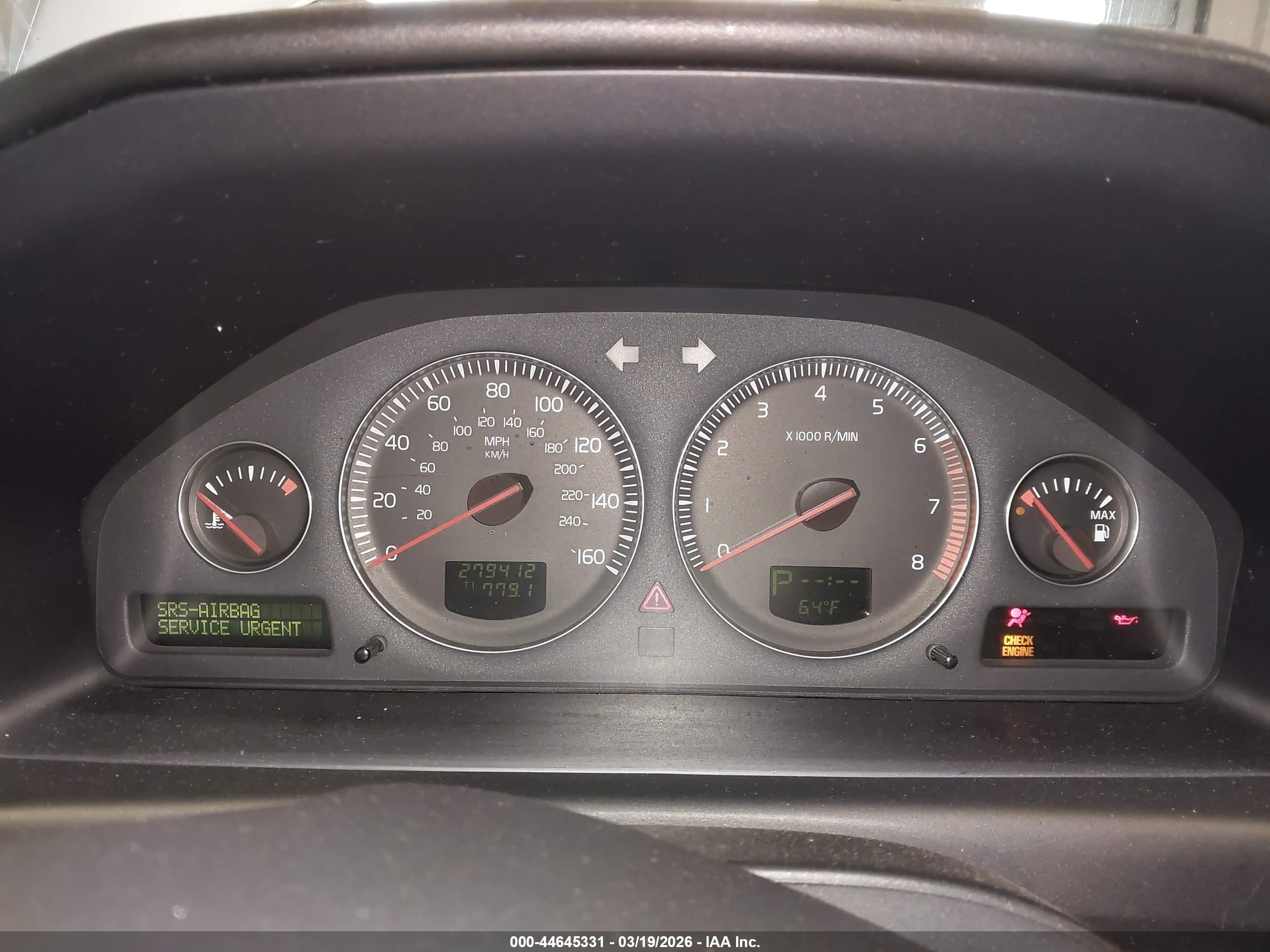 VOLVO S60 image 7