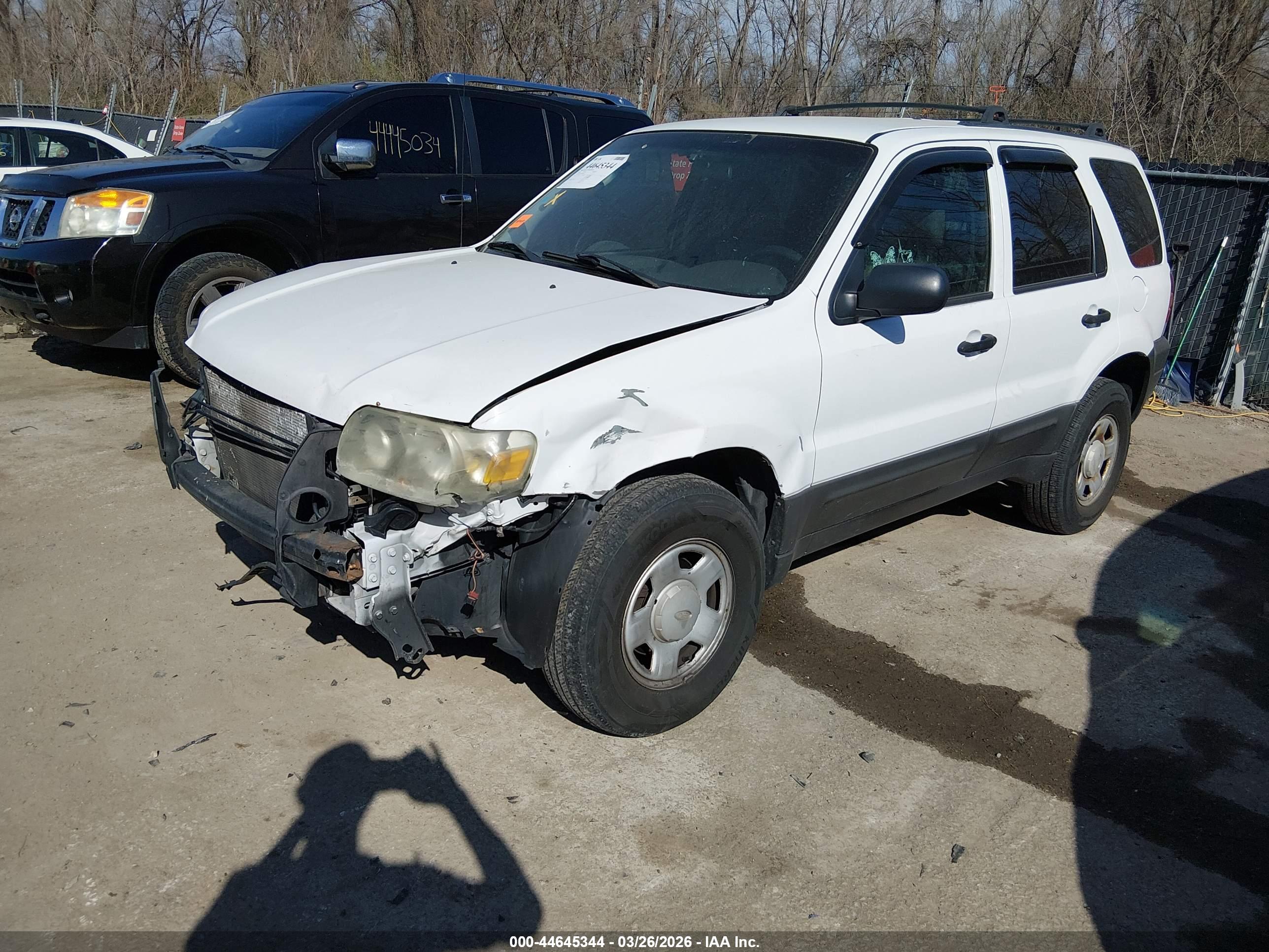 FORD ESCAPE image 2