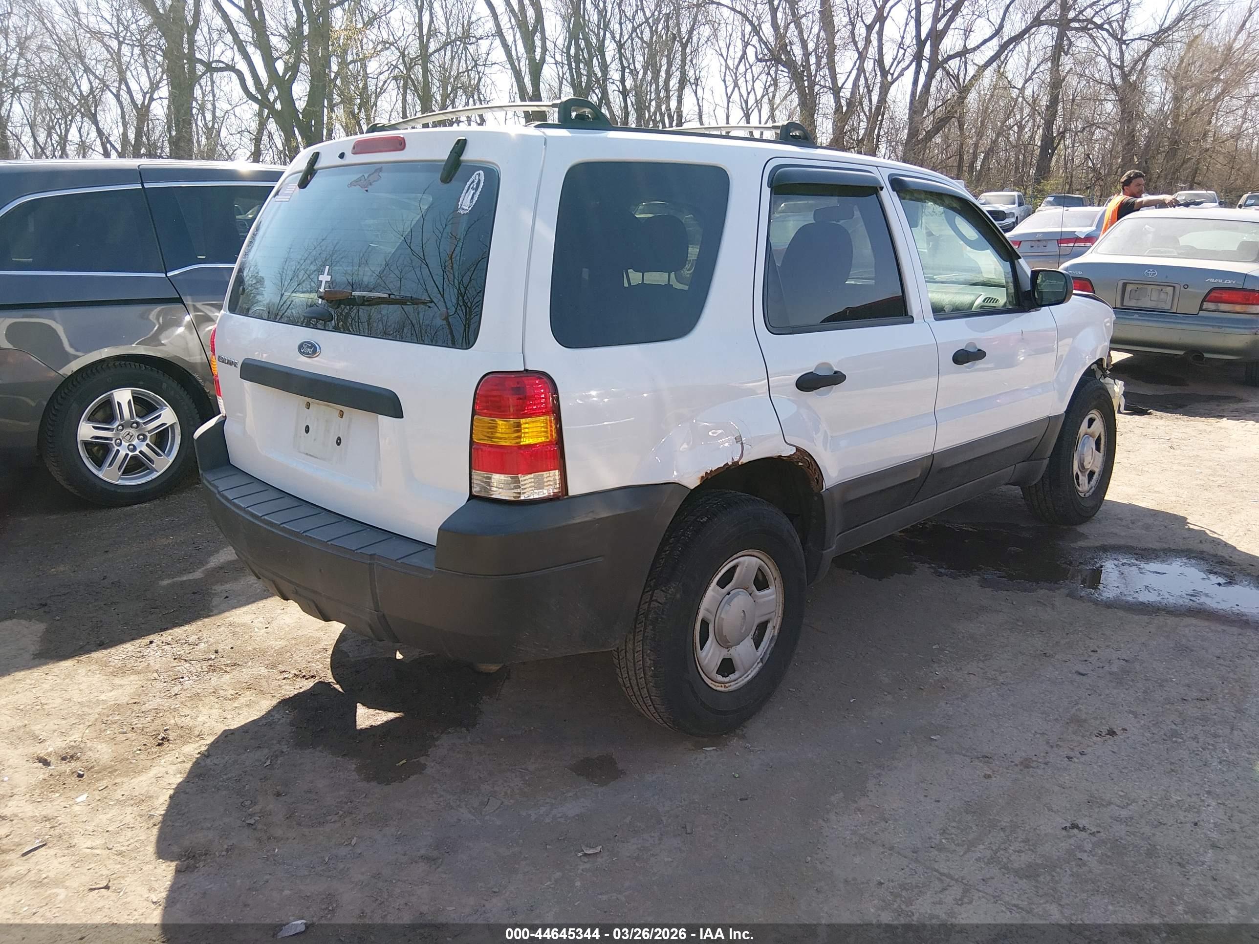 FORD ESCAPE image 4