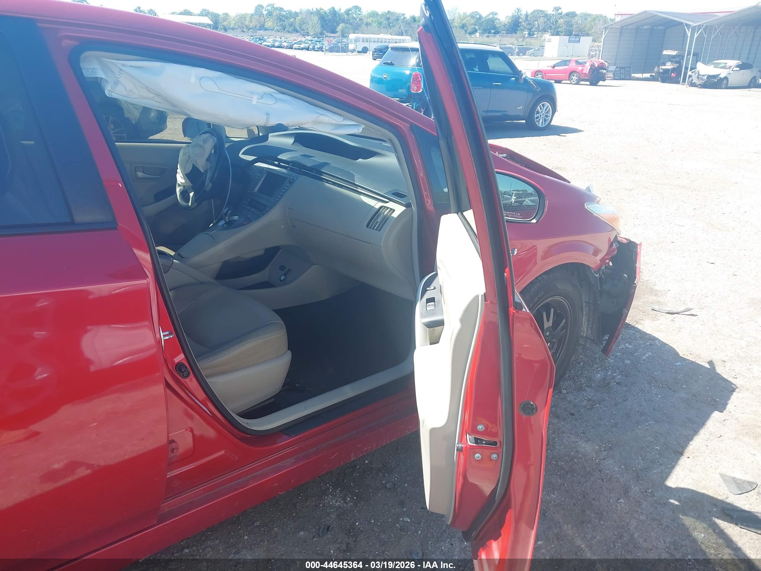 TOYOTA PRIUS image 5