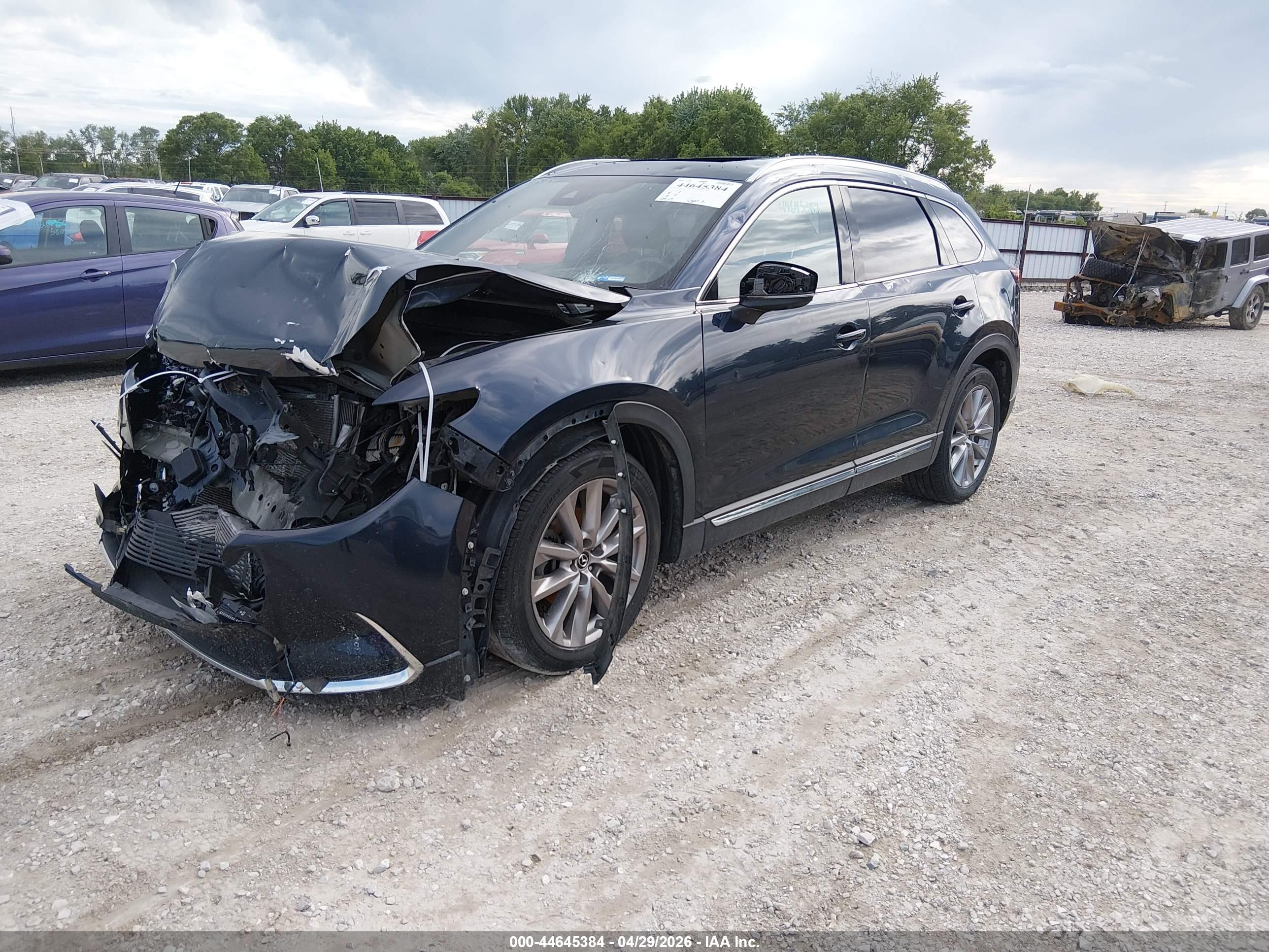 MAZDA CX-9 image 2
