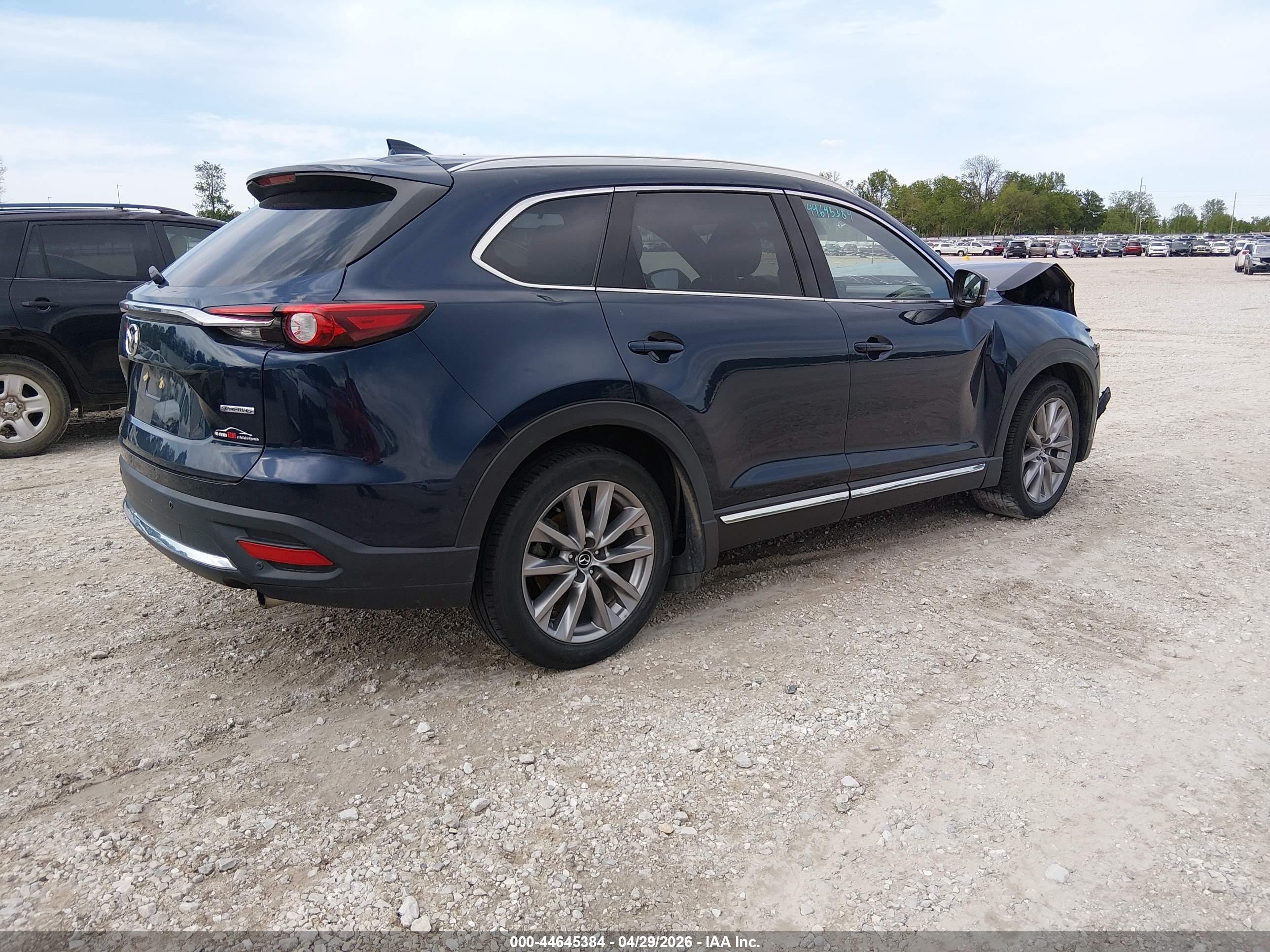 MAZDA CX-9 image 4