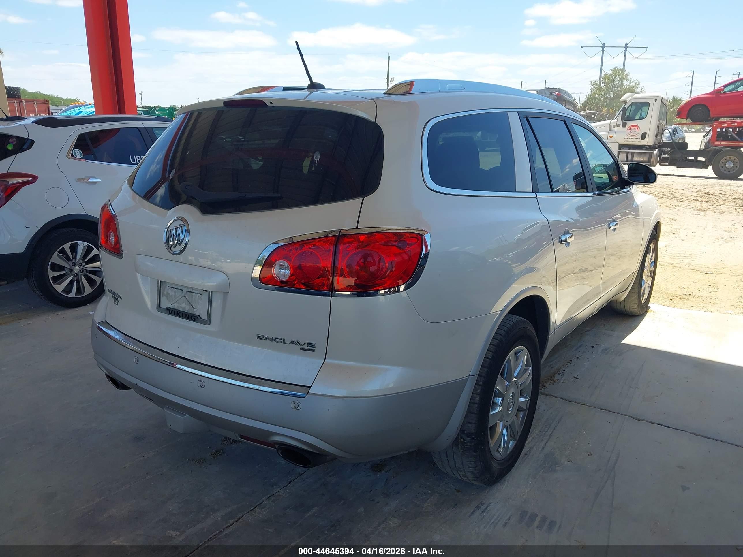 BUICK ENCLAVE image 4