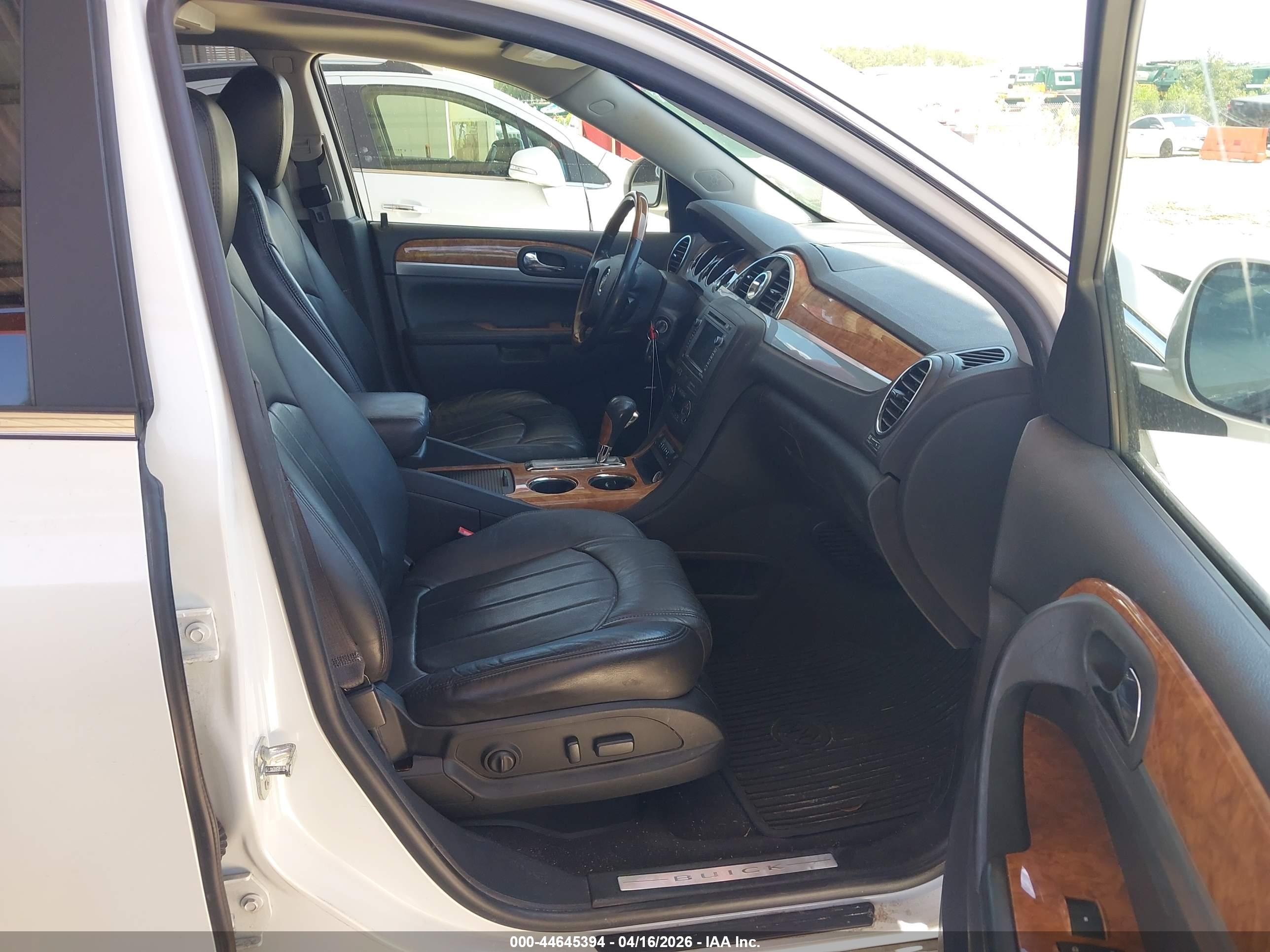 BUICK ENCLAVE image 5