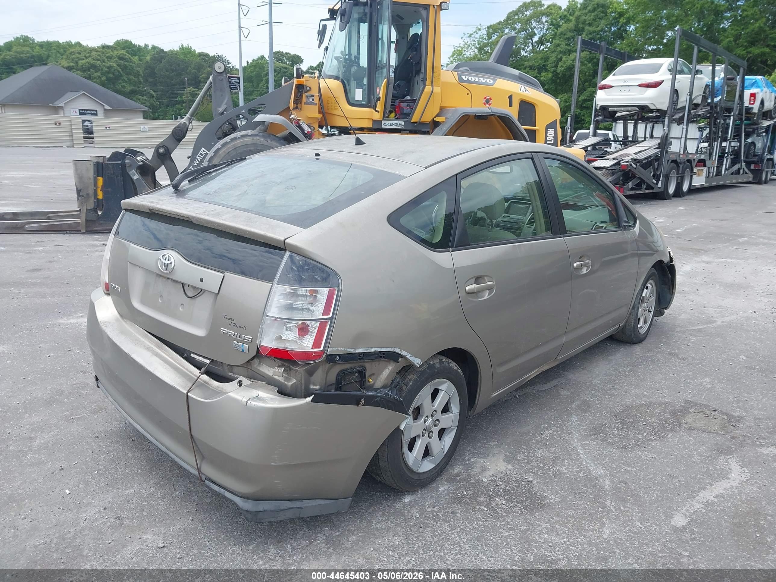 TOYOTA PRIUS image 4