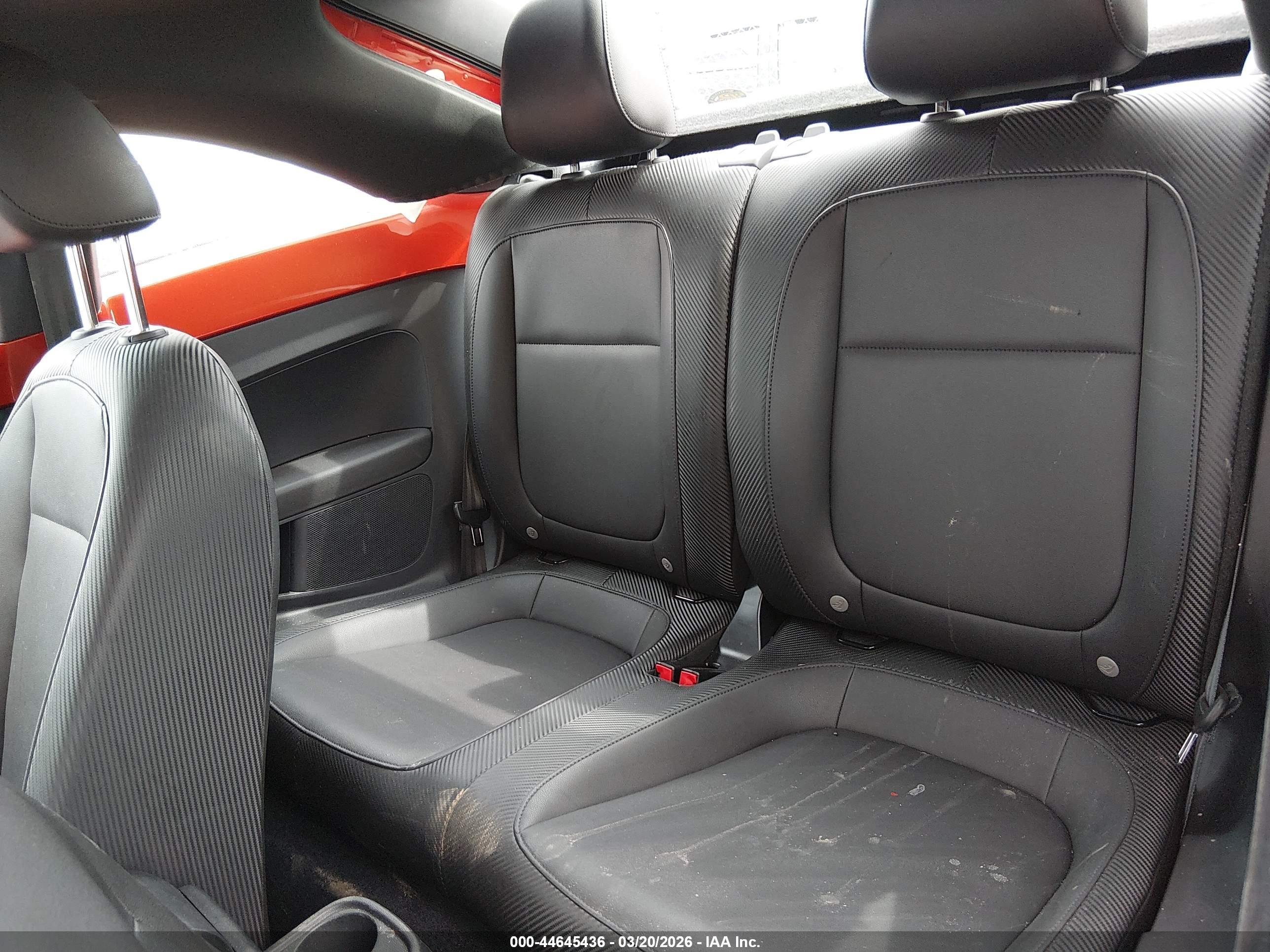VOLKSWAGEN BEETLE image 8