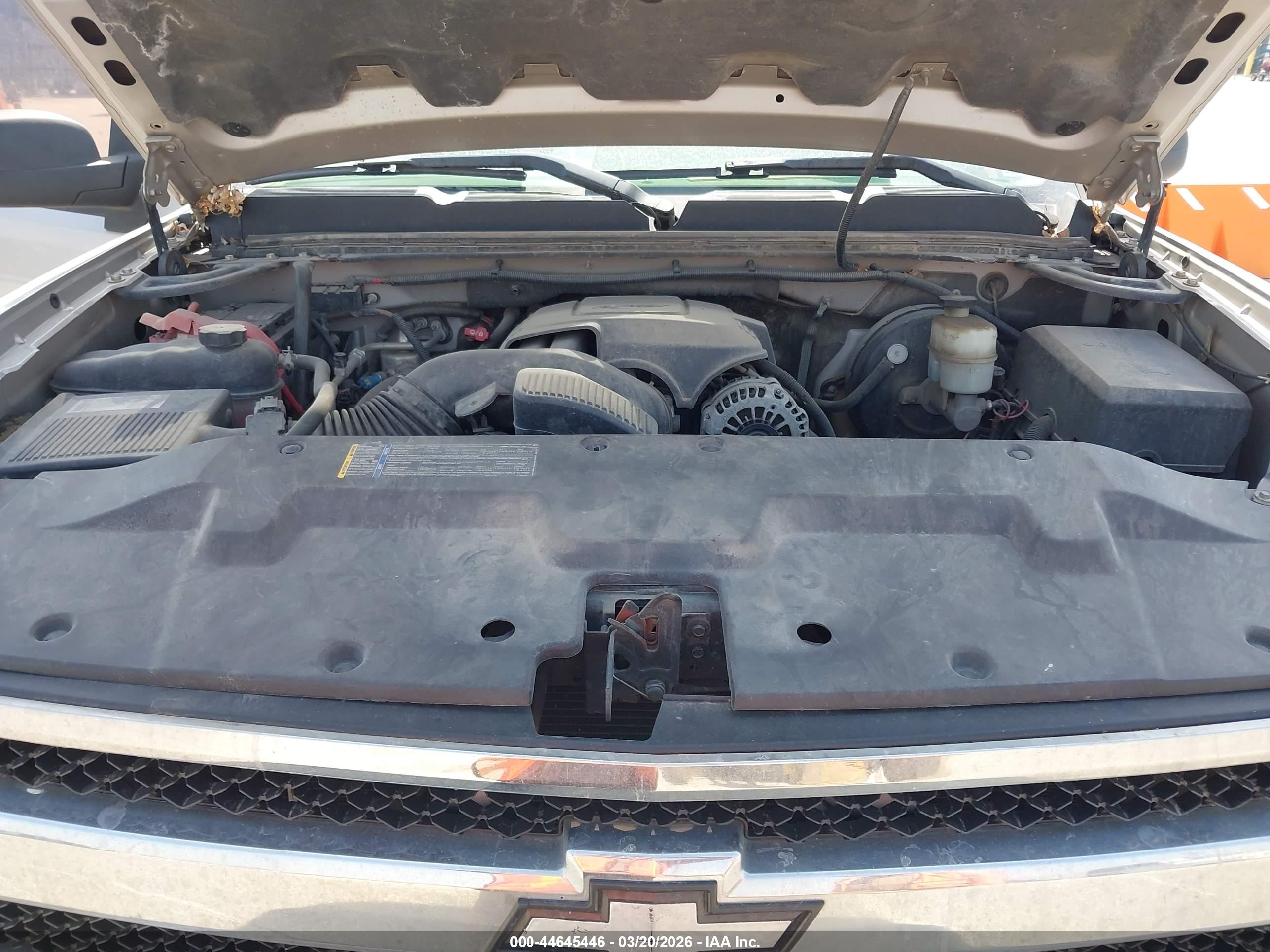 CHEVROLET SILVERADO image 10