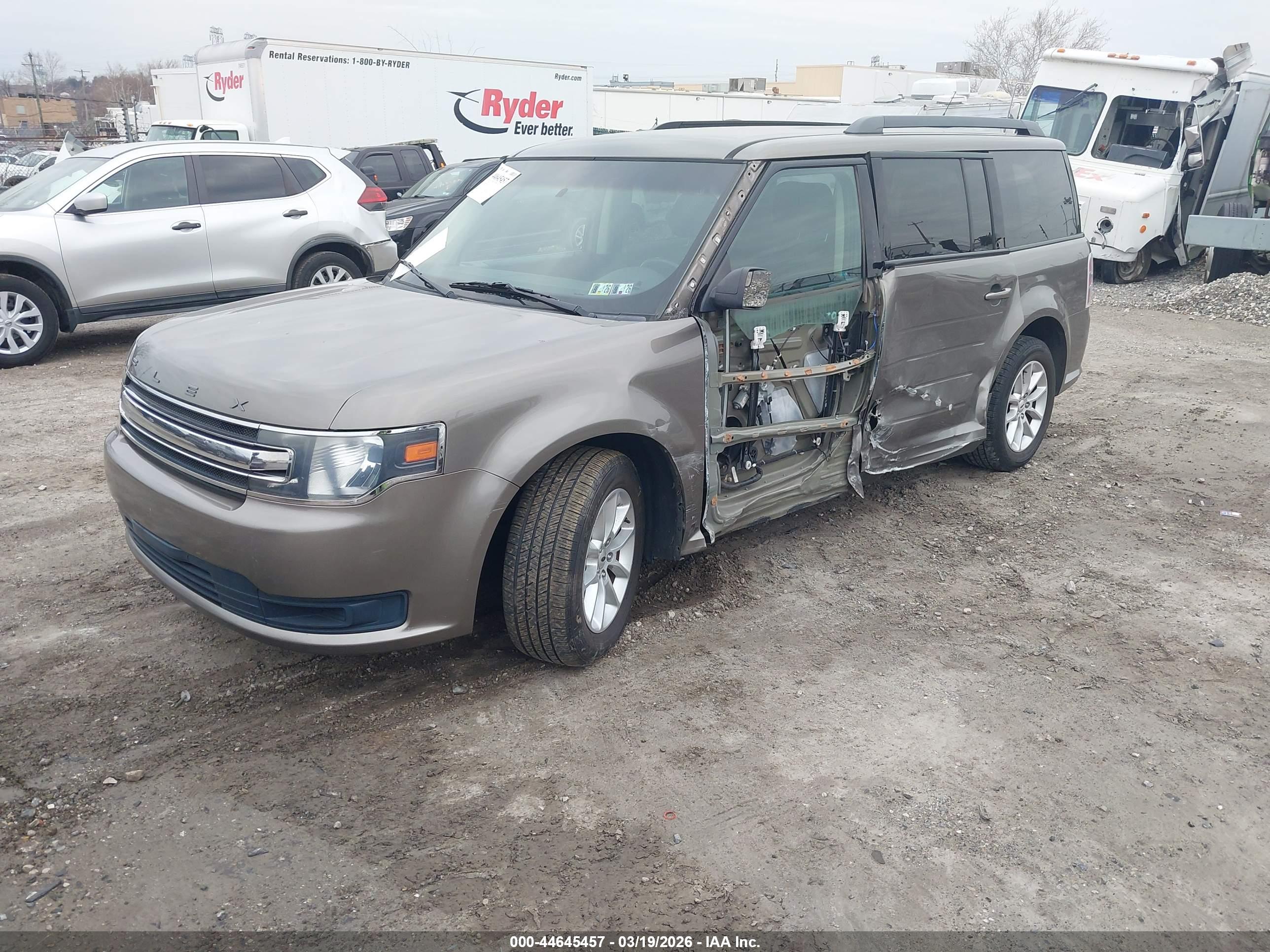 FORD FLEX image 2