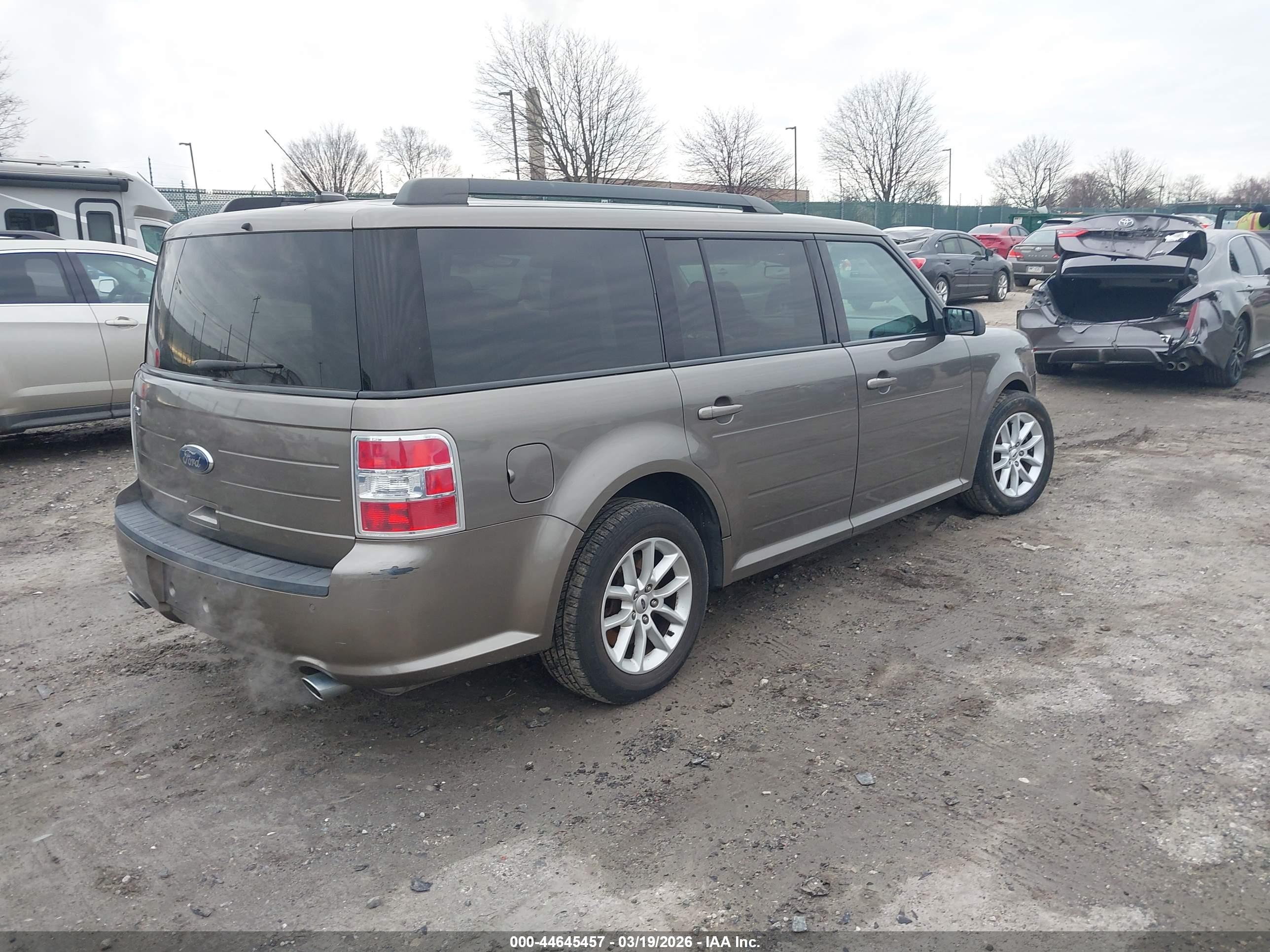 FORD FLEX image 4