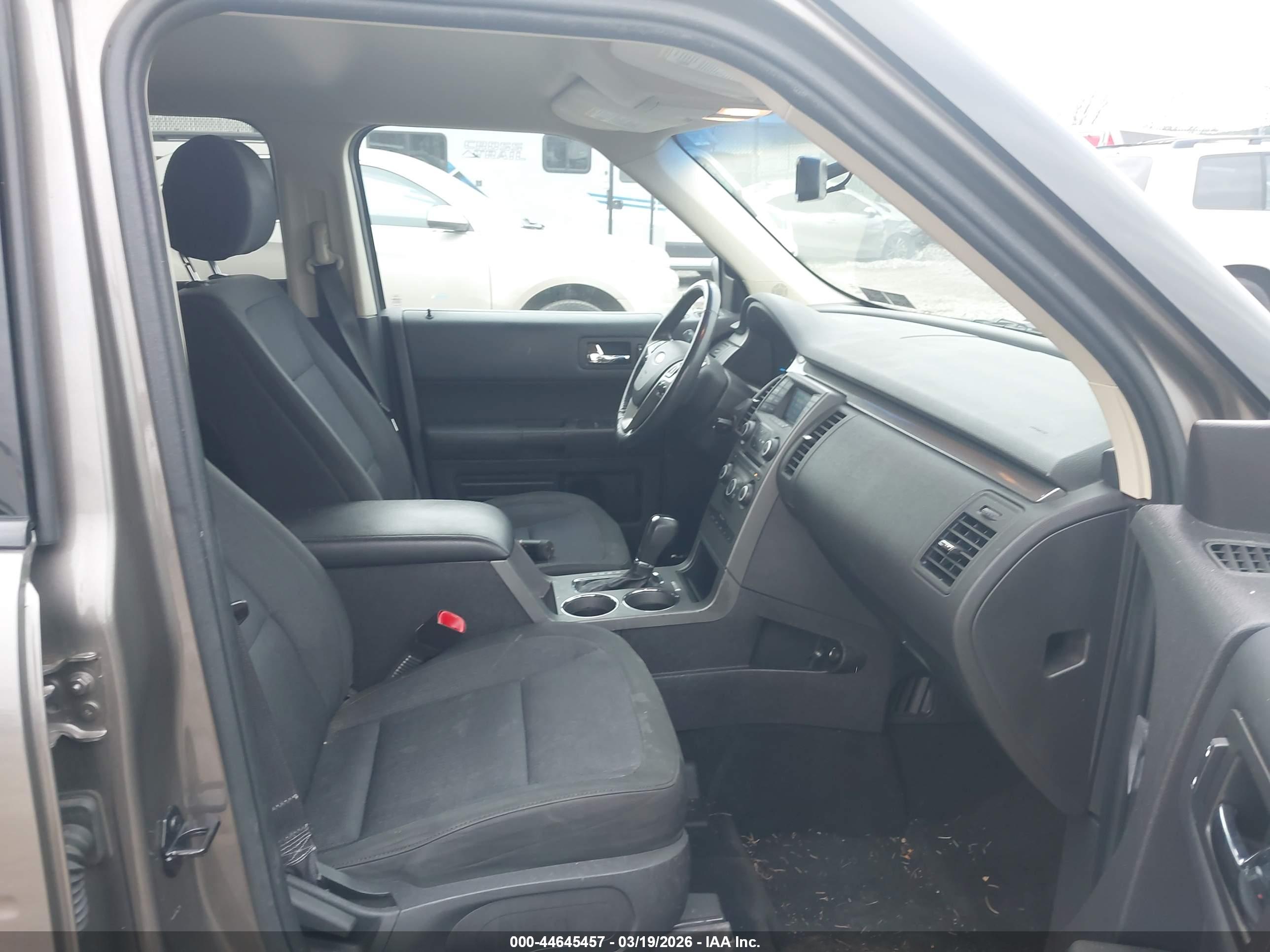 FORD FLEX image 5