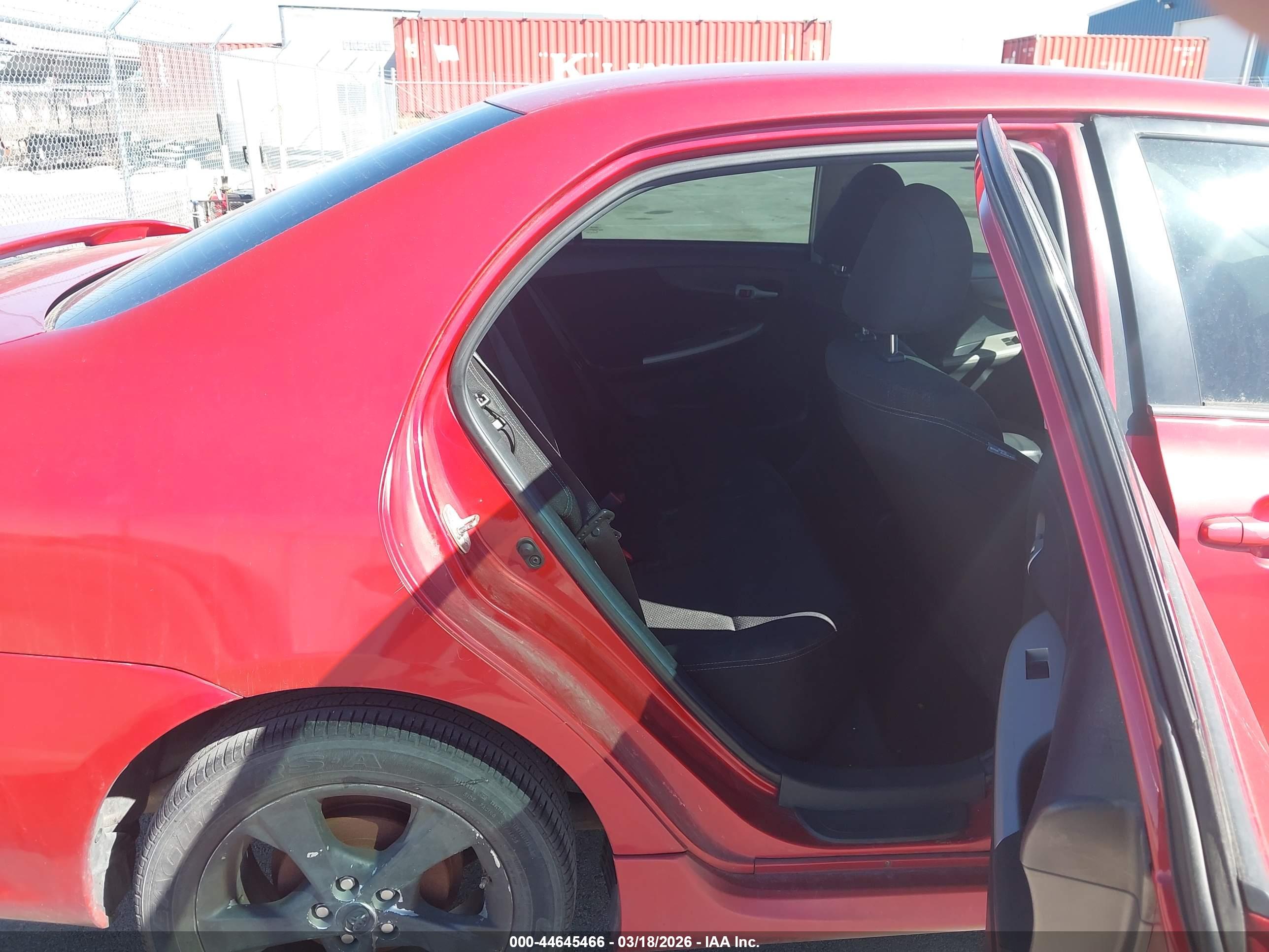 TOYOTA COROLLA image 8