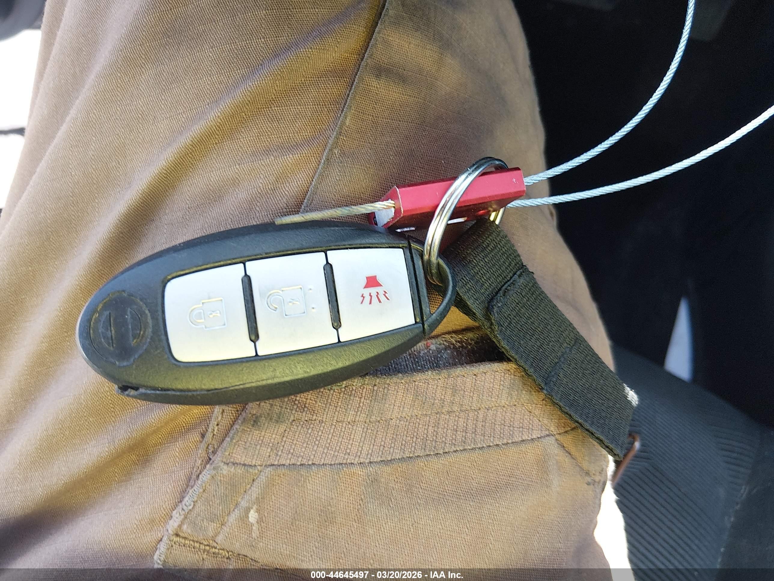 NISSAN ROGUE image 11