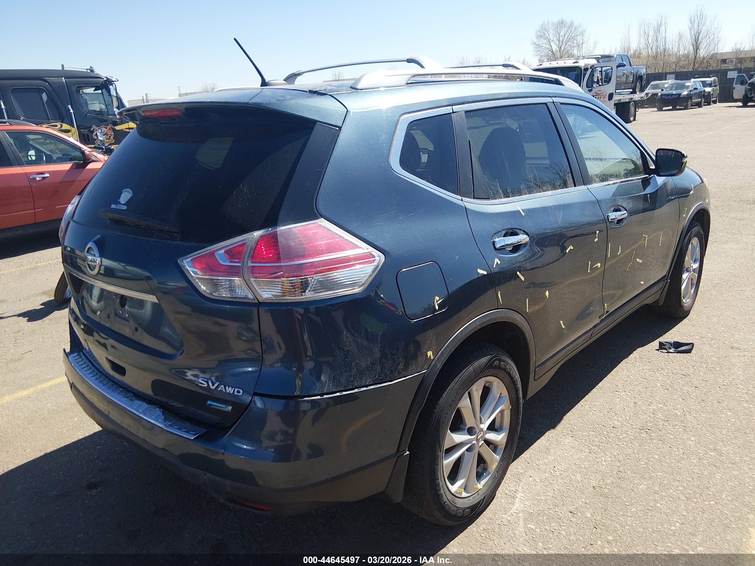 NISSAN ROGUE image 4