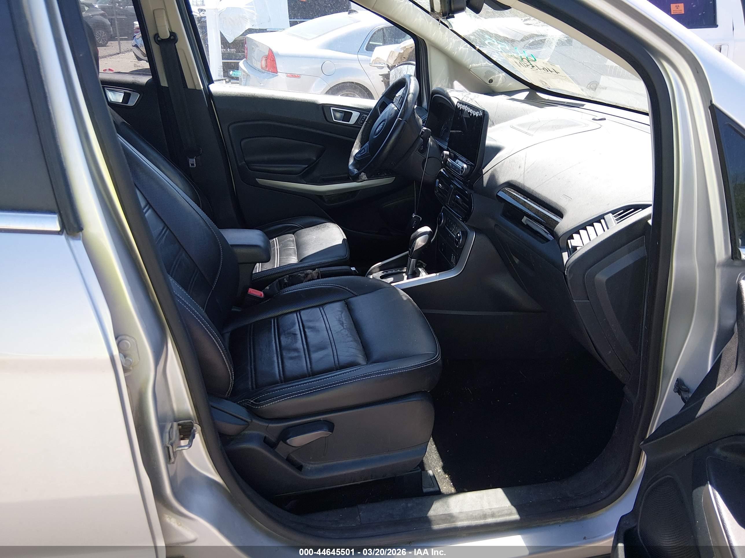 FORD ECOSPORT image 5