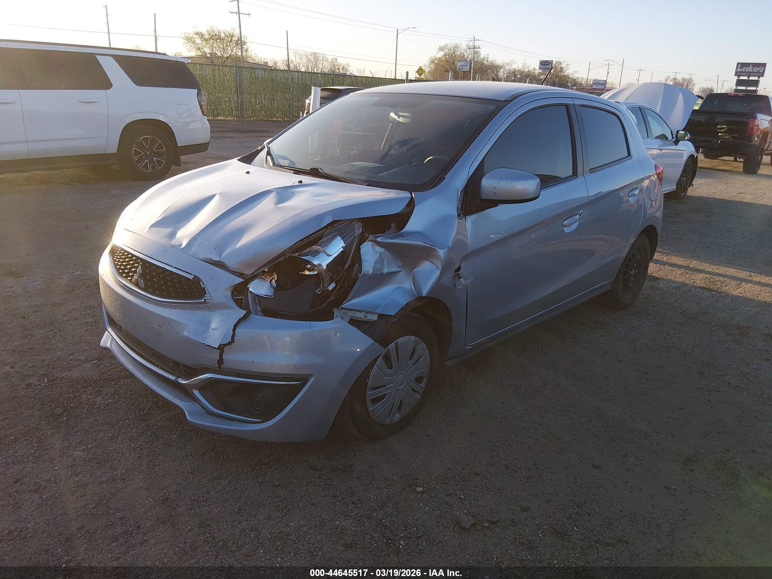 MITSUBISHI MIRAGE image 2