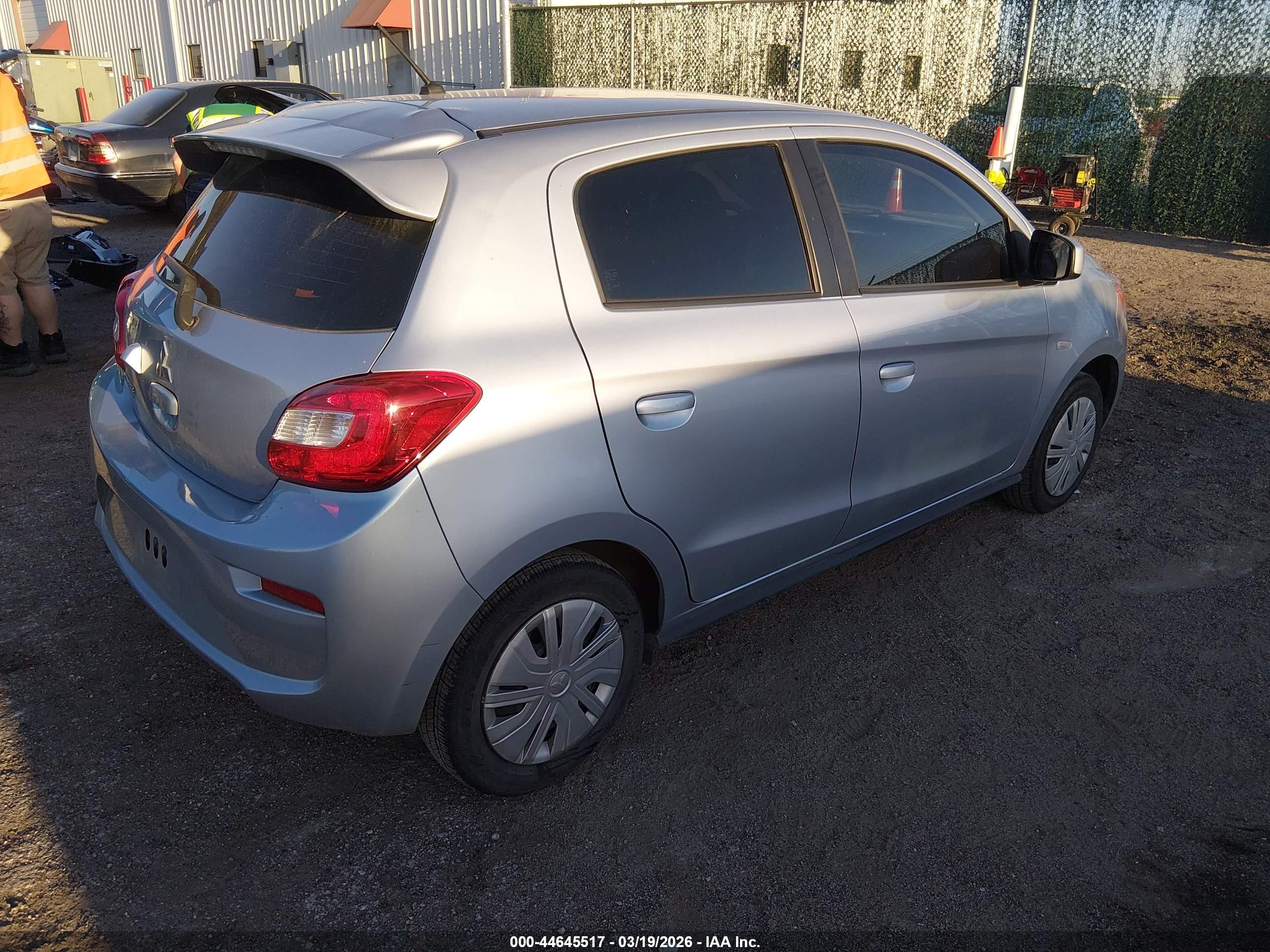 MITSUBISHI MIRAGE image 4