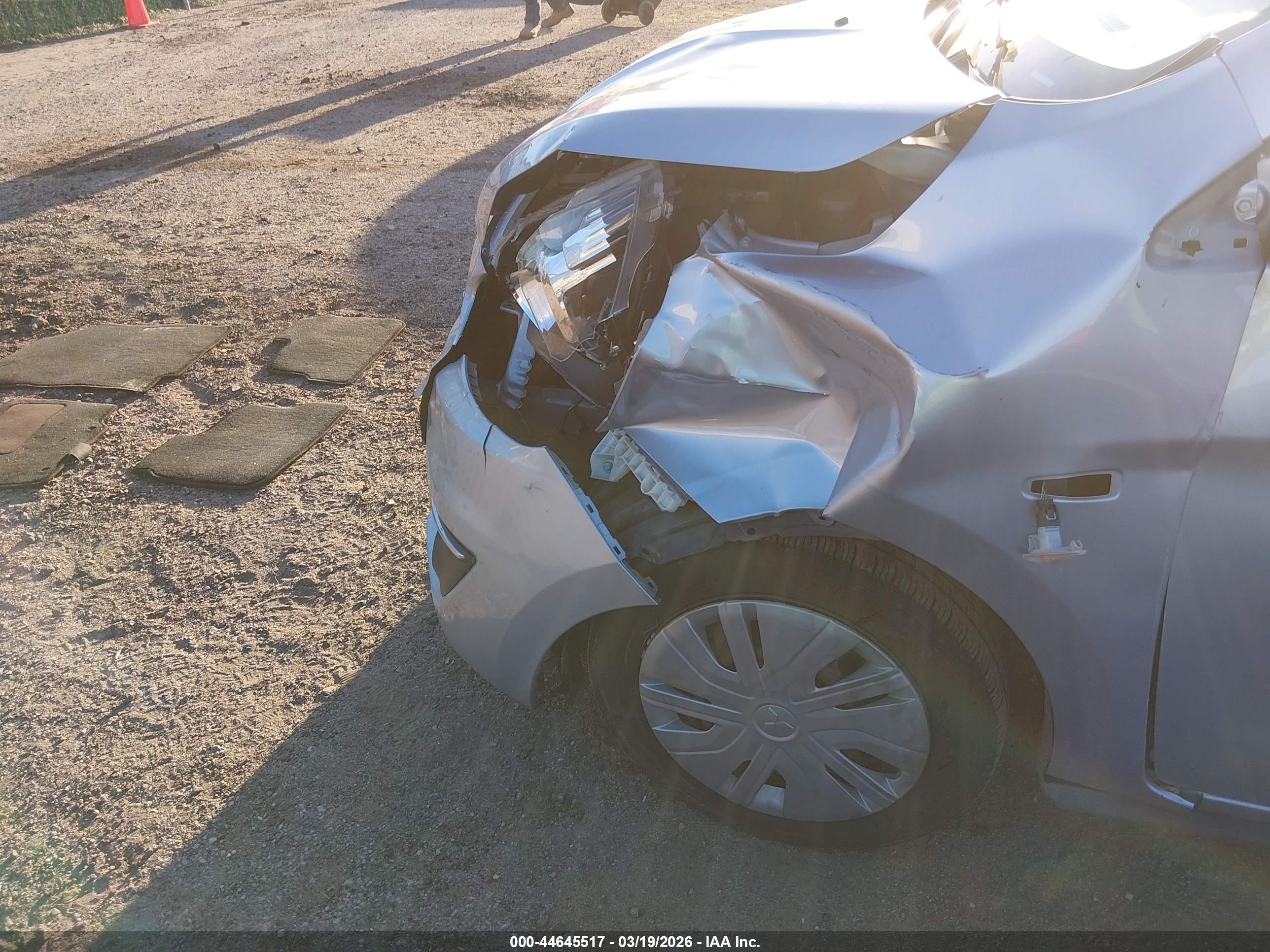 MITSUBISHI MIRAGE image 6
