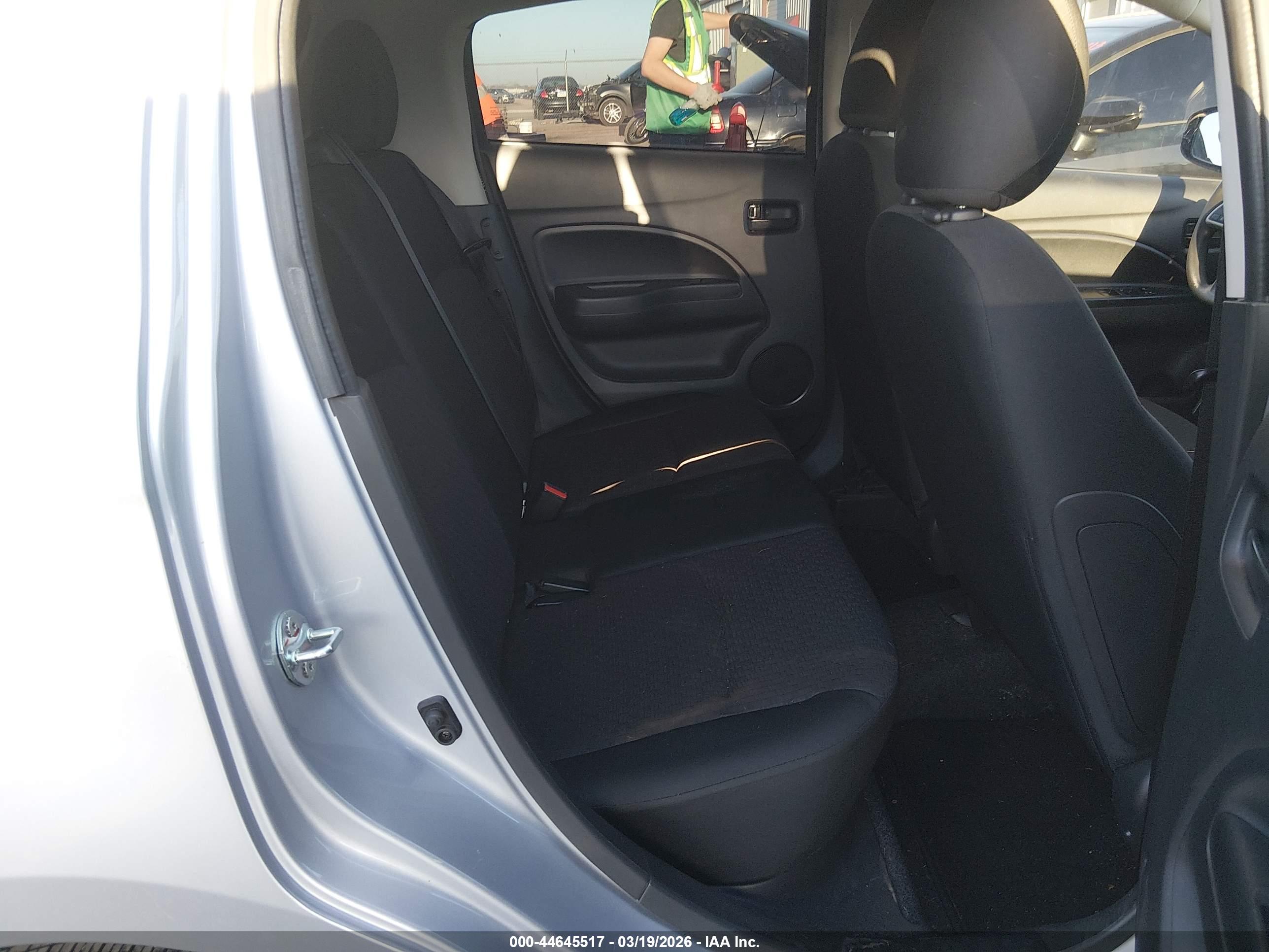 MITSUBISHI MIRAGE image 8