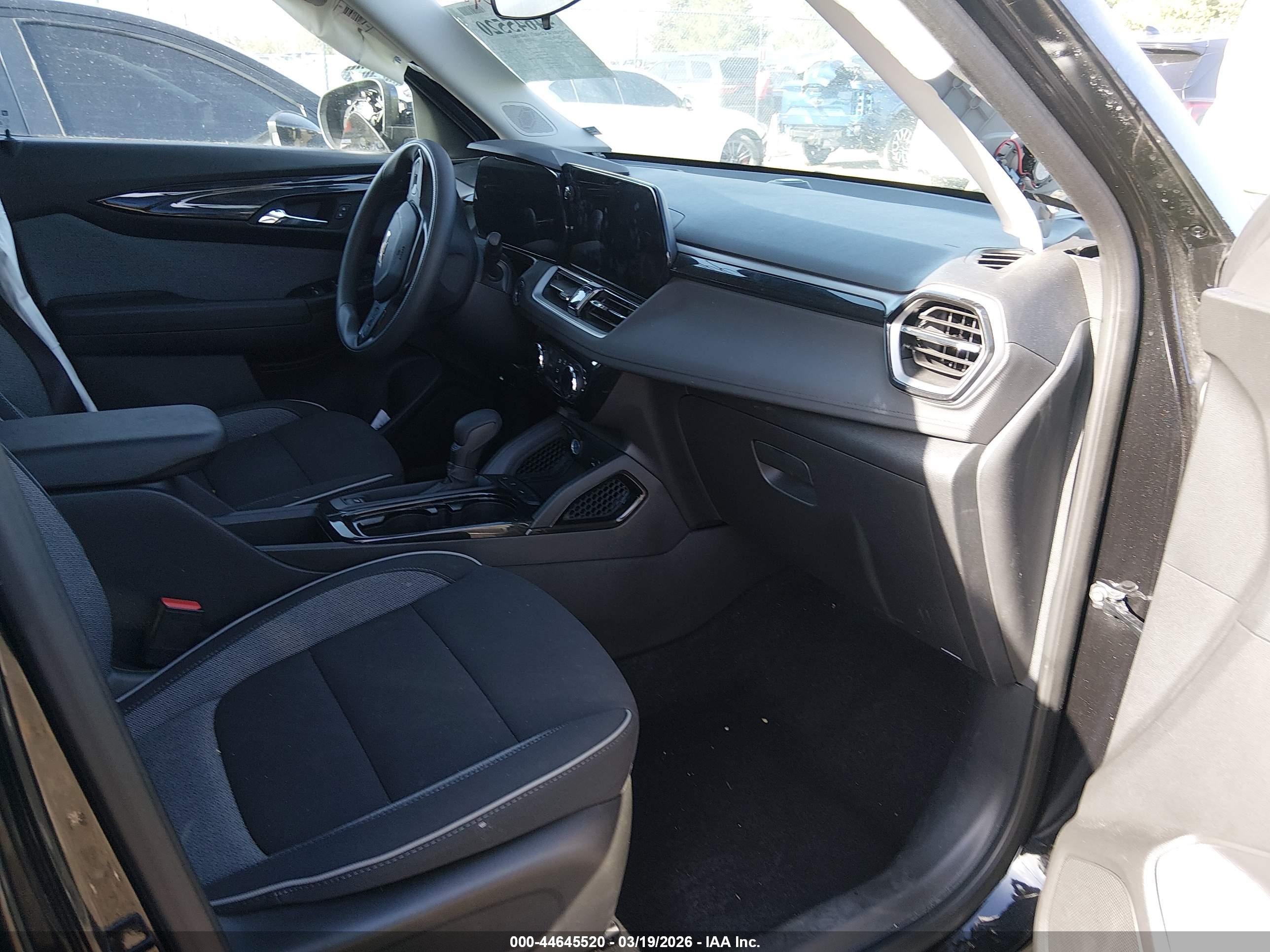 CHEVROLET TRAILBLAZER image 5