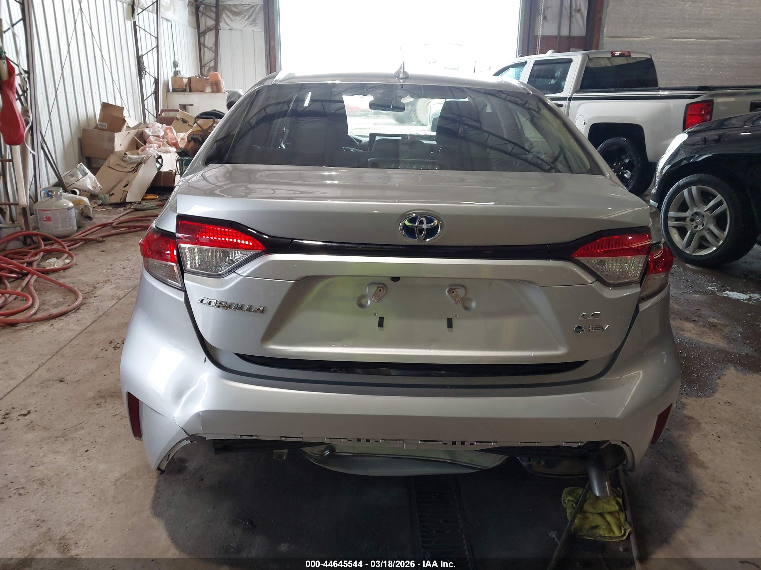 TOYOTA COROLLA image 6