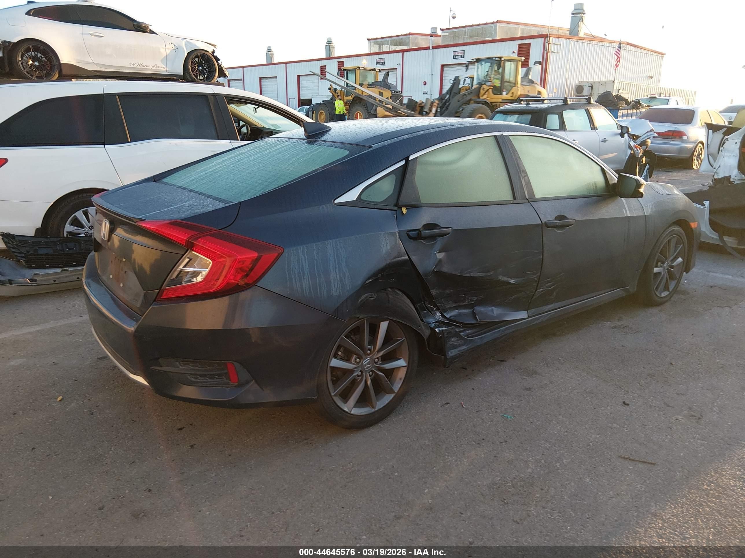 HONDA CIVIC image 4