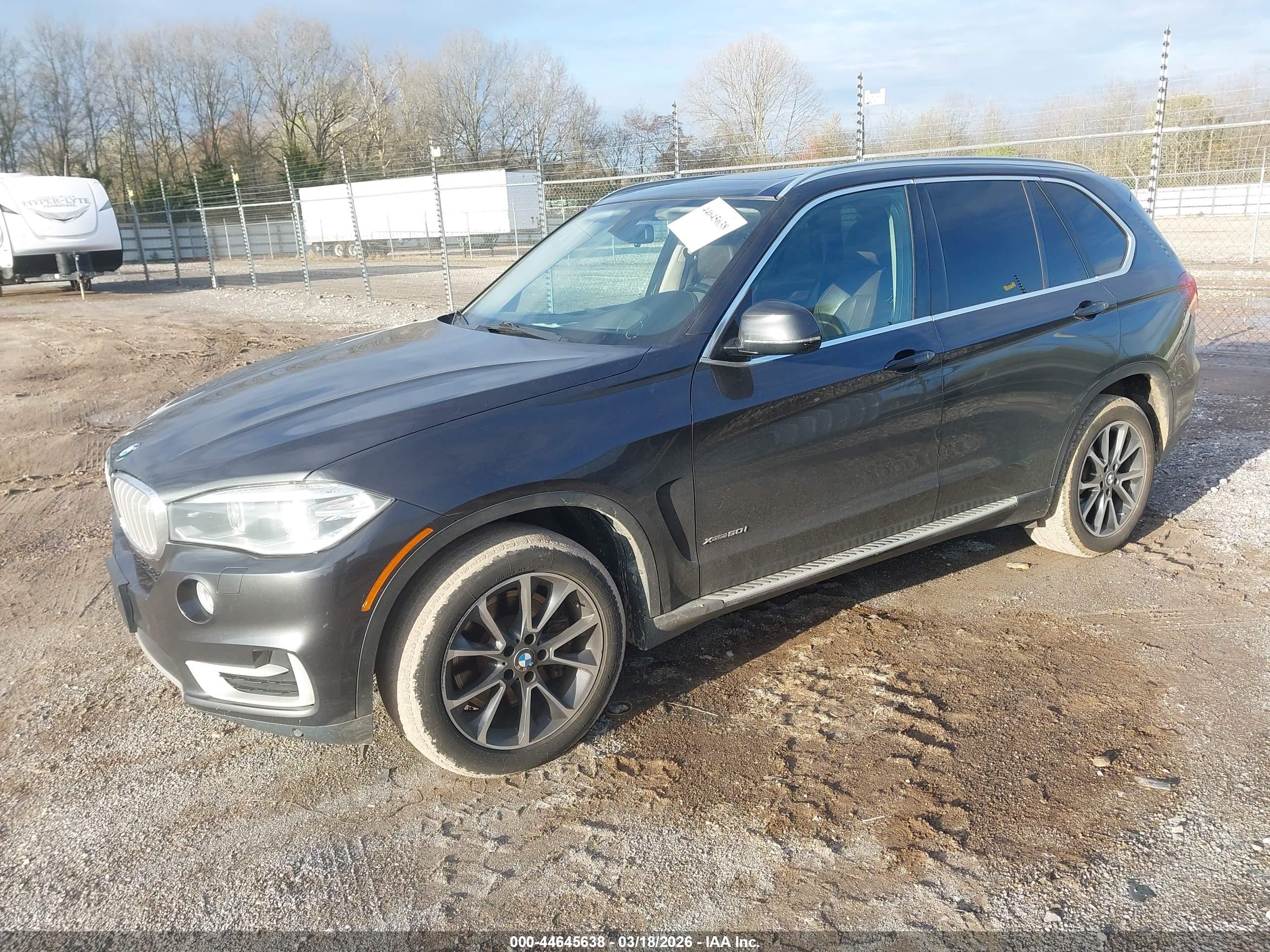 BMW X5 image 2
