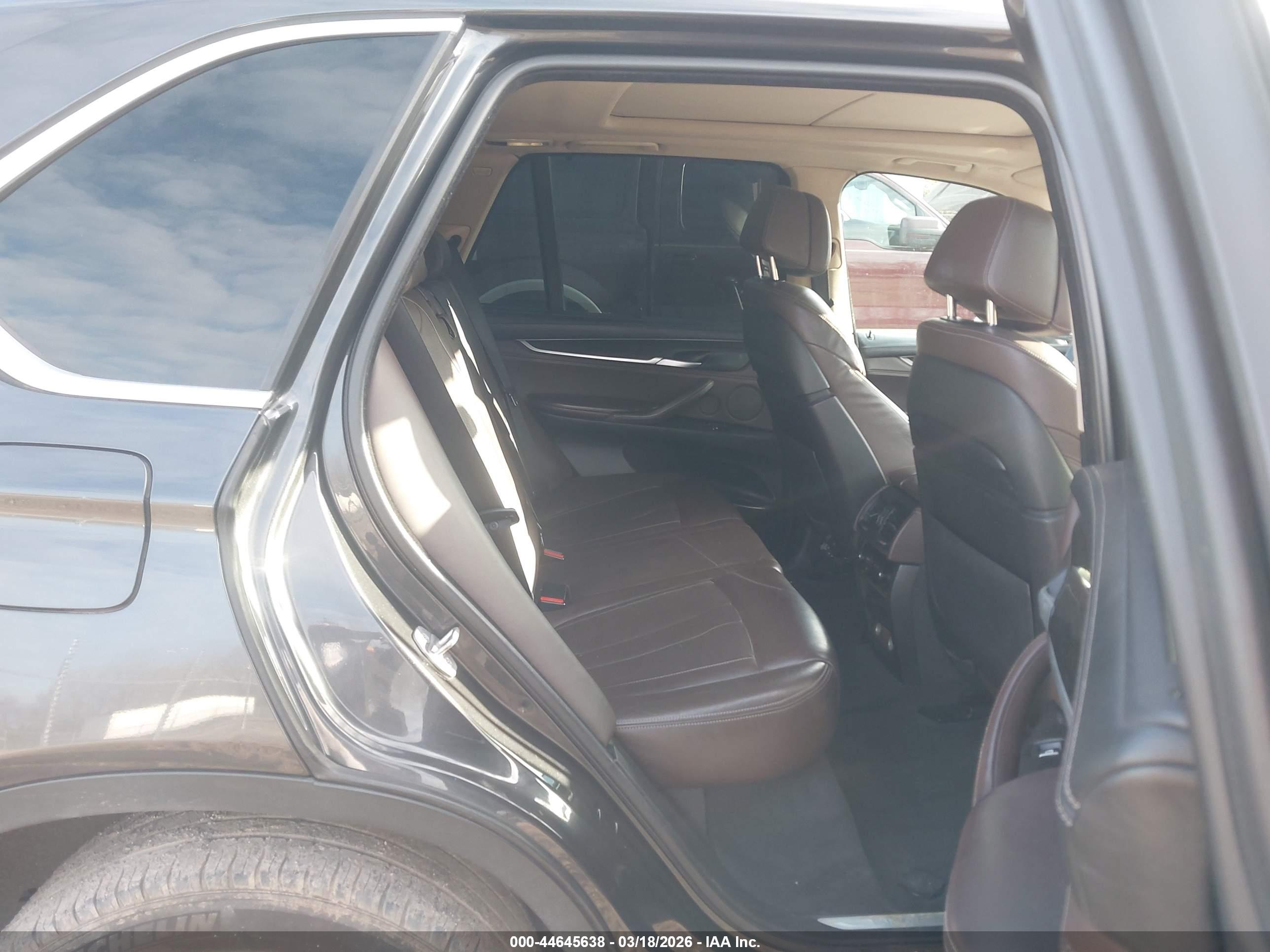 BMW X5 image 8