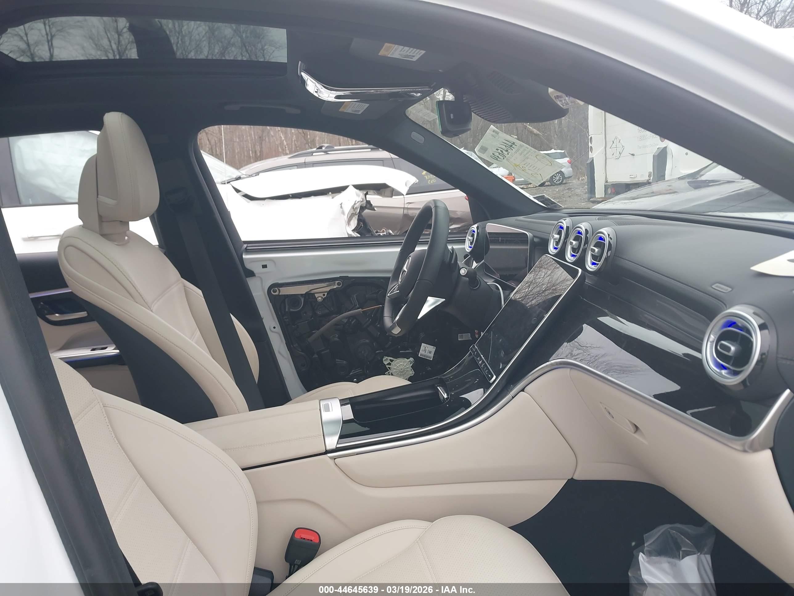 MERCEDES-BENZ GLC image 5